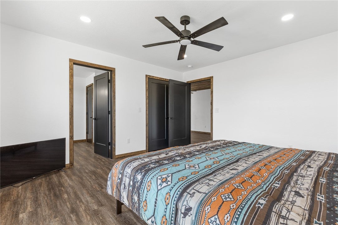 Everton, Arkansas, 72633, United States, 4 Bedrooms Bedrooms, ,5 BathroomsBathrooms,Residential,Active,1748808