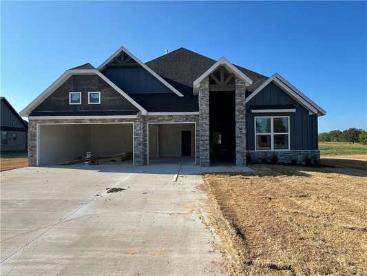 207 JENNA LN, GRAVETTE, AR 72736 - Image 1