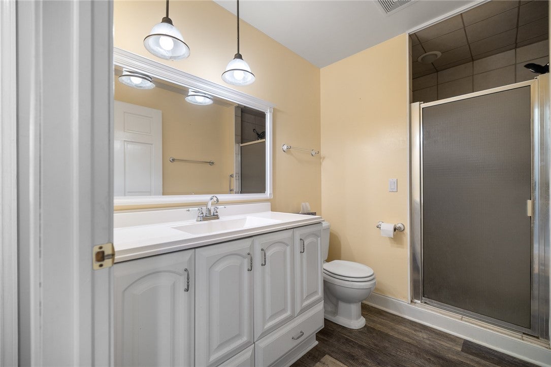 Marshall, Arkansas, 72650, United States, 6 Bedrooms Bedrooms, ,6 BathroomsBathrooms,Residential,Active,2006844