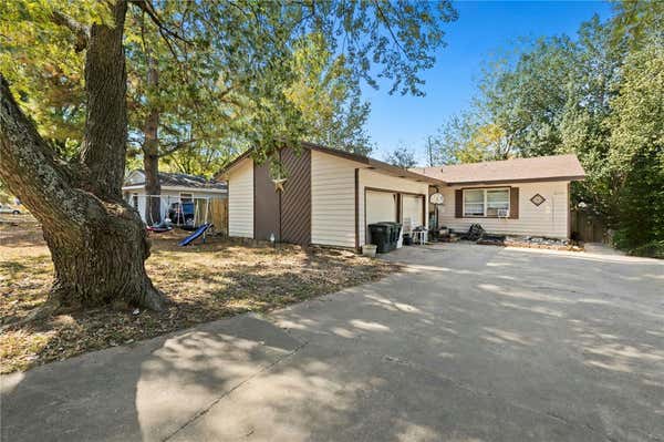 2757 N VILLA BLVD, FAYETTEVILLE, AR 72703 - Image 1