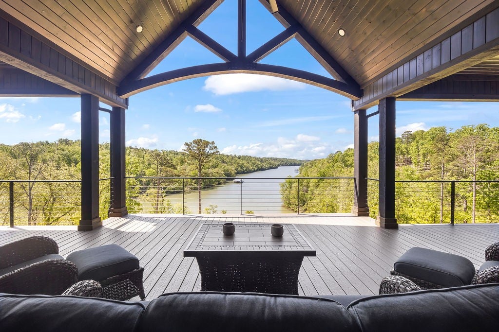 Garfield, Arkansas, 72732, United States, 6 Bedrooms Bedrooms, ,6 BathroomsBathrooms,Residential,Active,2010167