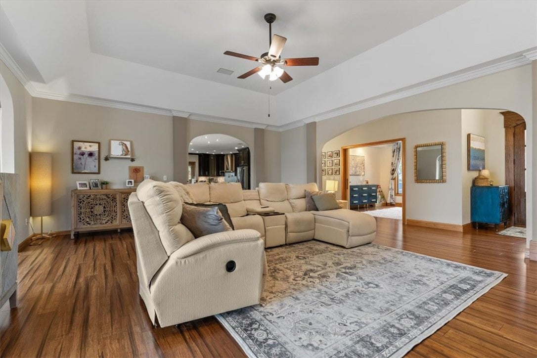 Bella Vista, Arkansas, 72715, United States, ,4 BathroomsBathrooms,Residential,Active,1849205