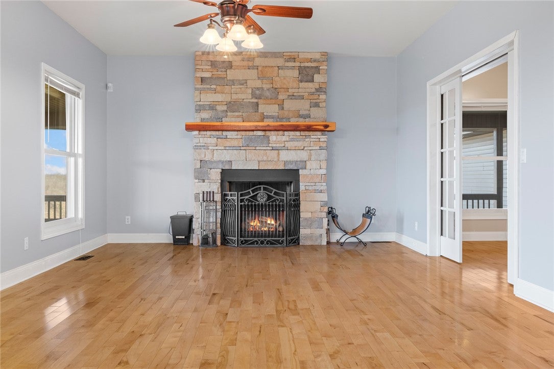 Marshall, Arkansas, 72650, United States, 6 Bedrooms Bedrooms, ,6 BathroomsBathrooms,Residential,Active,2007213