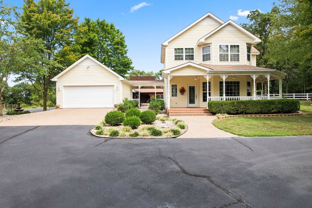 Gravette, Arkansas, 72736, United States, ,3 BathroomsBathrooms,Residential,Active,1849524
