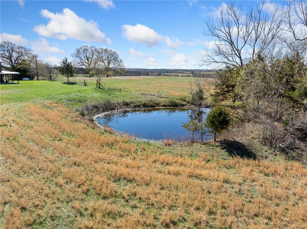 Everton, Arkansas, 72633, United States, 4 Bedrooms Bedrooms, ,5 BathroomsBathrooms,Residential,Active,1748808