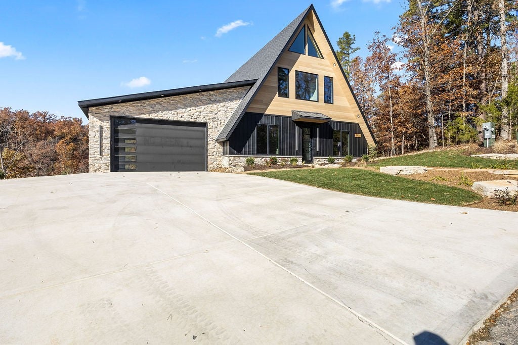 Rogers, Arkansas, 72756, United States, 3 Bedrooms Bedrooms, ,2 BathroomsBathrooms,Residential,Active,1990622