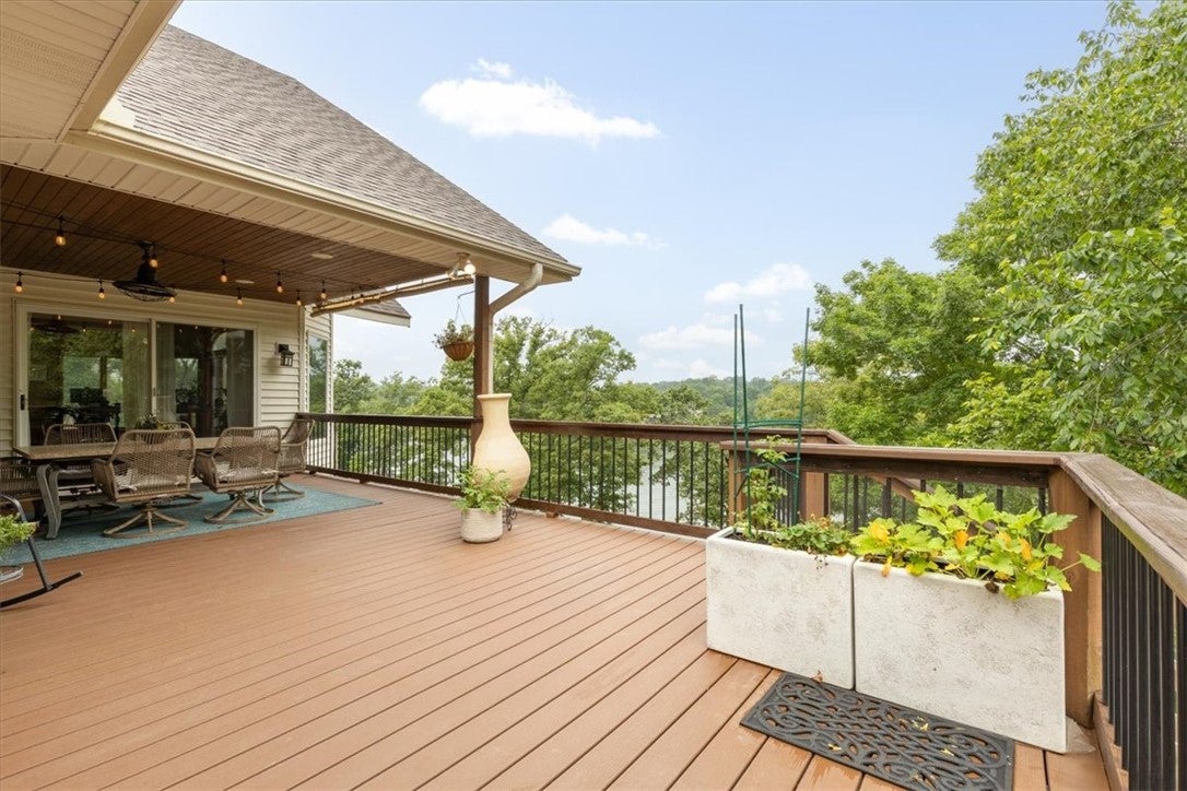 Bella Vista, Arkansas, 72715, United States, ,4 BathroomsBathrooms,Residential,Active,1849205