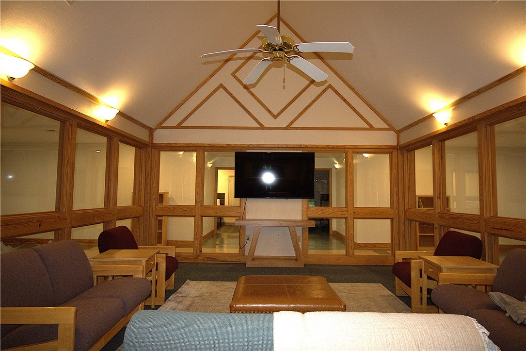 Mulberry, Arkansas, 72947, United States, ,33 BathroomsBathrooms,Residential,Active,1853290