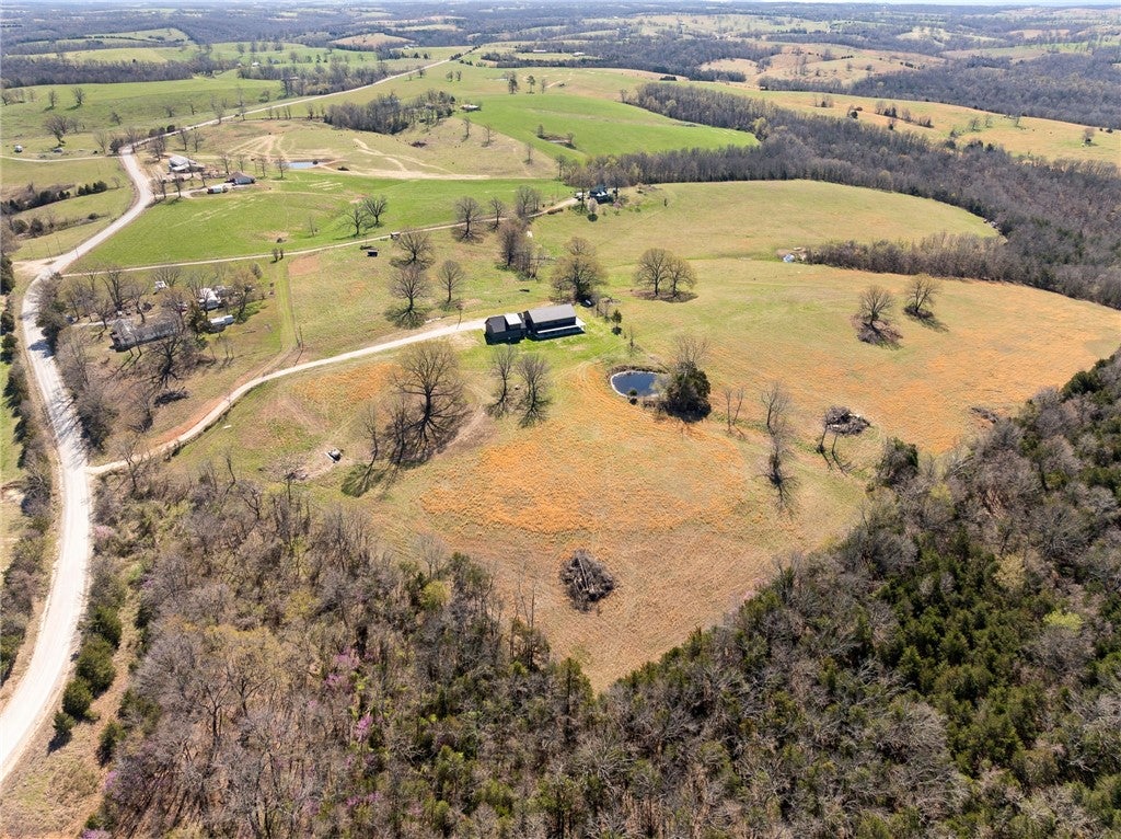 Everton, Arkansas, 72633, United States, 4 Bedrooms Bedrooms, ,5 BathroomsBathrooms,Residential,Active,1748808