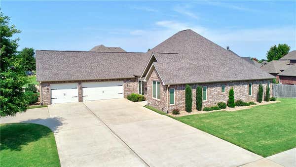 8076 LA SCALA AVE, SPRINGDALE, AR 72762, photo 3 of 59