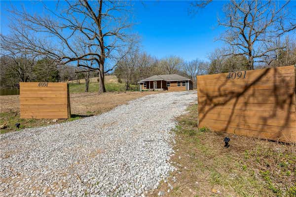 4091 BEAR HOLLOW RD, PINEVILLE, MO 64856, photo 2 of 48