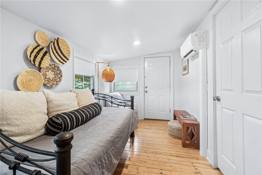 Fayetteville, Arkansas, 72701, United States, 4 Bedrooms Bedrooms, ,4 BathroomsBathrooms,Residential,Active,1993667