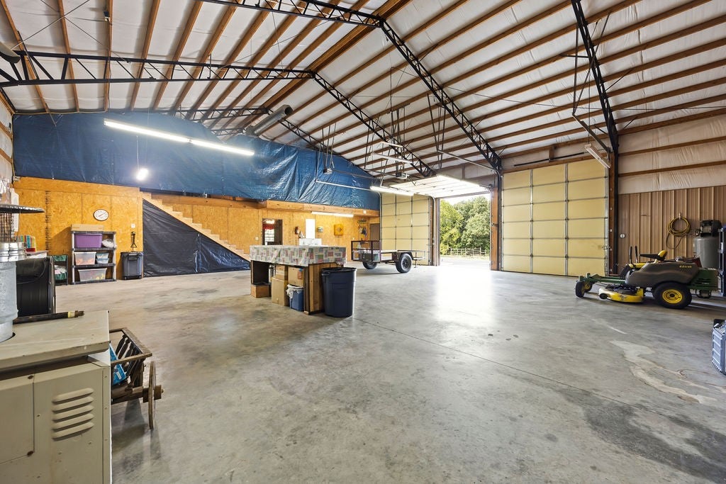 Gravette, Arkansas, 72736, United States, ,3 BathroomsBathrooms,Residential,Active,1849524