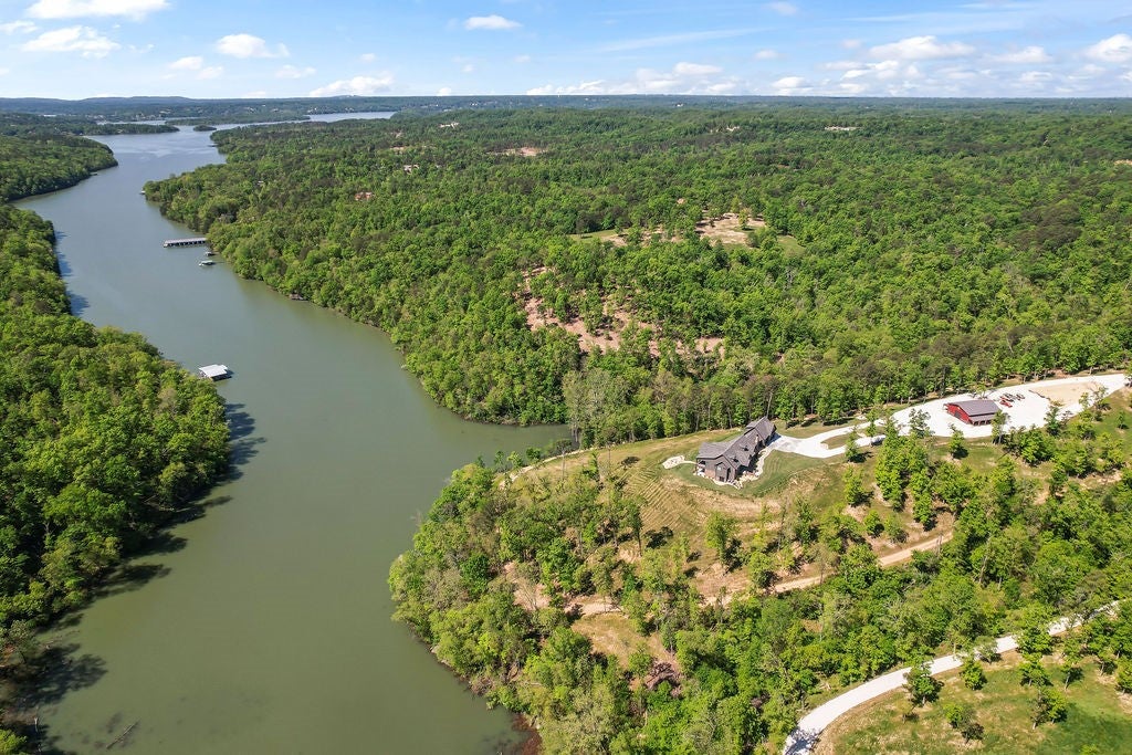 Garfield, Arkansas, 72732, United States, 6 Bedrooms Bedrooms, ,6 BathroomsBathrooms,Residential,Active,2010167