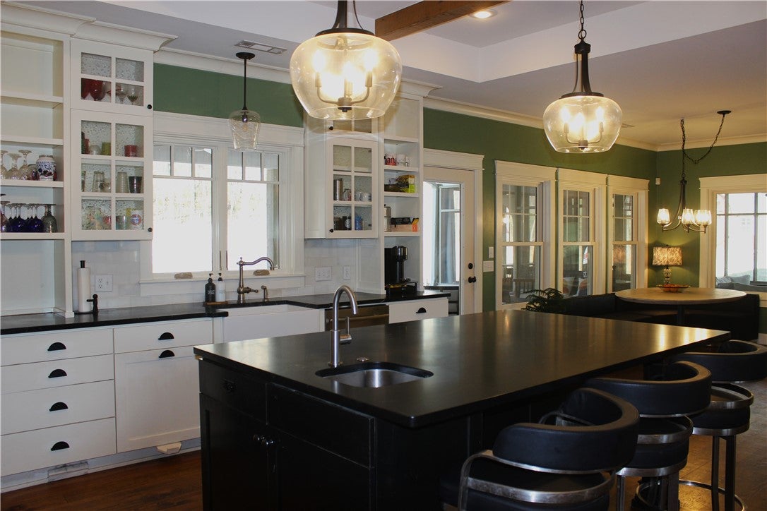 Springdale, Arkansas, 72764, United States, 4 Bedrooms Bedrooms, ,5 BathroomsBathrooms,Residential,Active,2026471