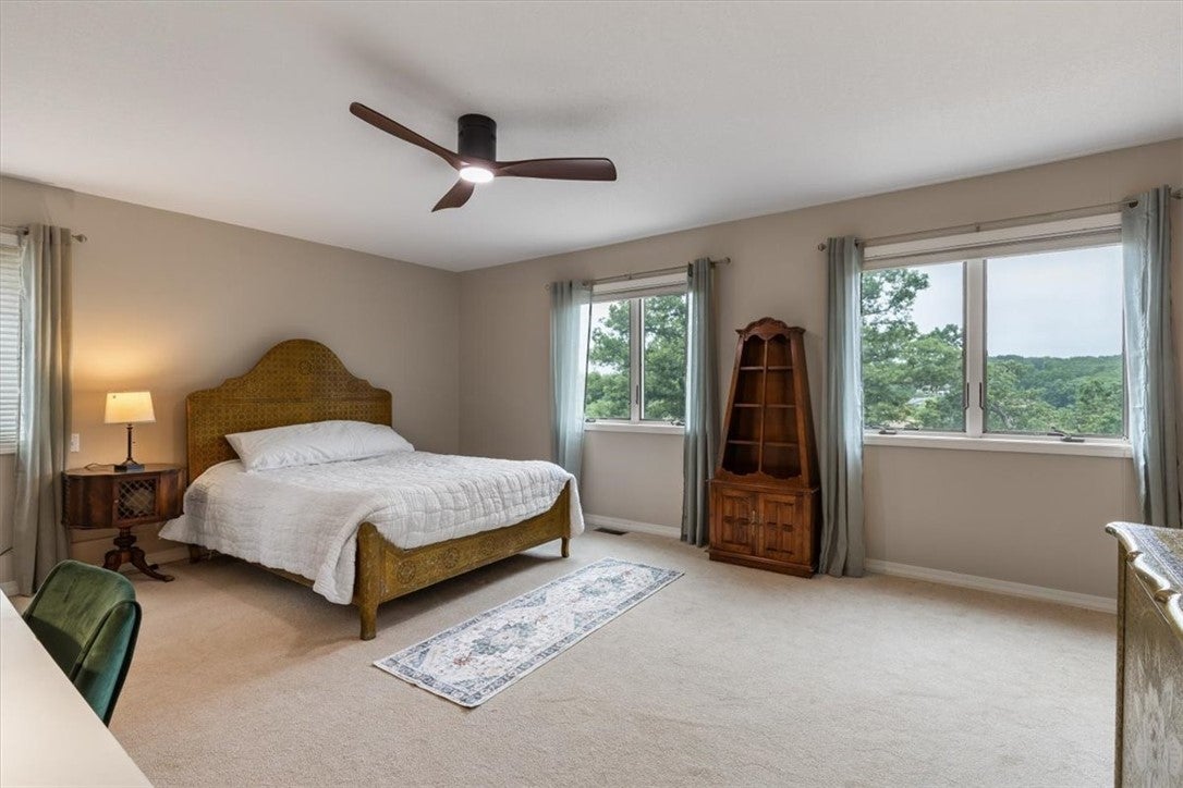Bella Vista, Arkansas, 72715, United States, ,4 BathroomsBathrooms,Residential,Active,1849205