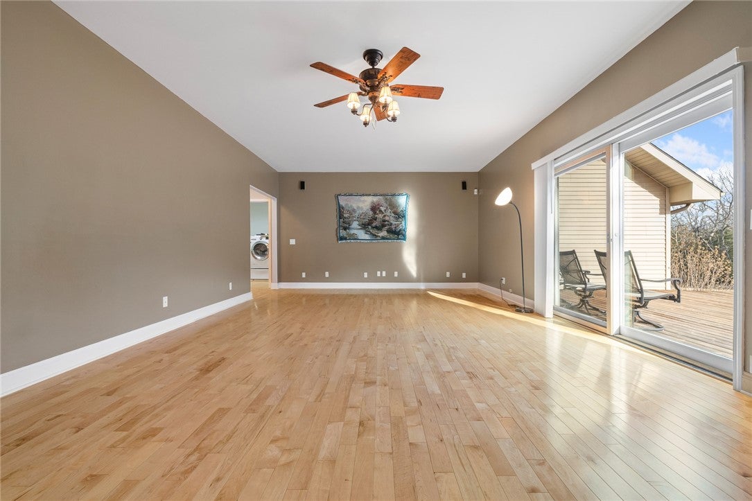 Marshall, Arkansas, 72650, United States, 6 Bedrooms Bedrooms, ,6 BathroomsBathrooms,Residential,Active,2007213