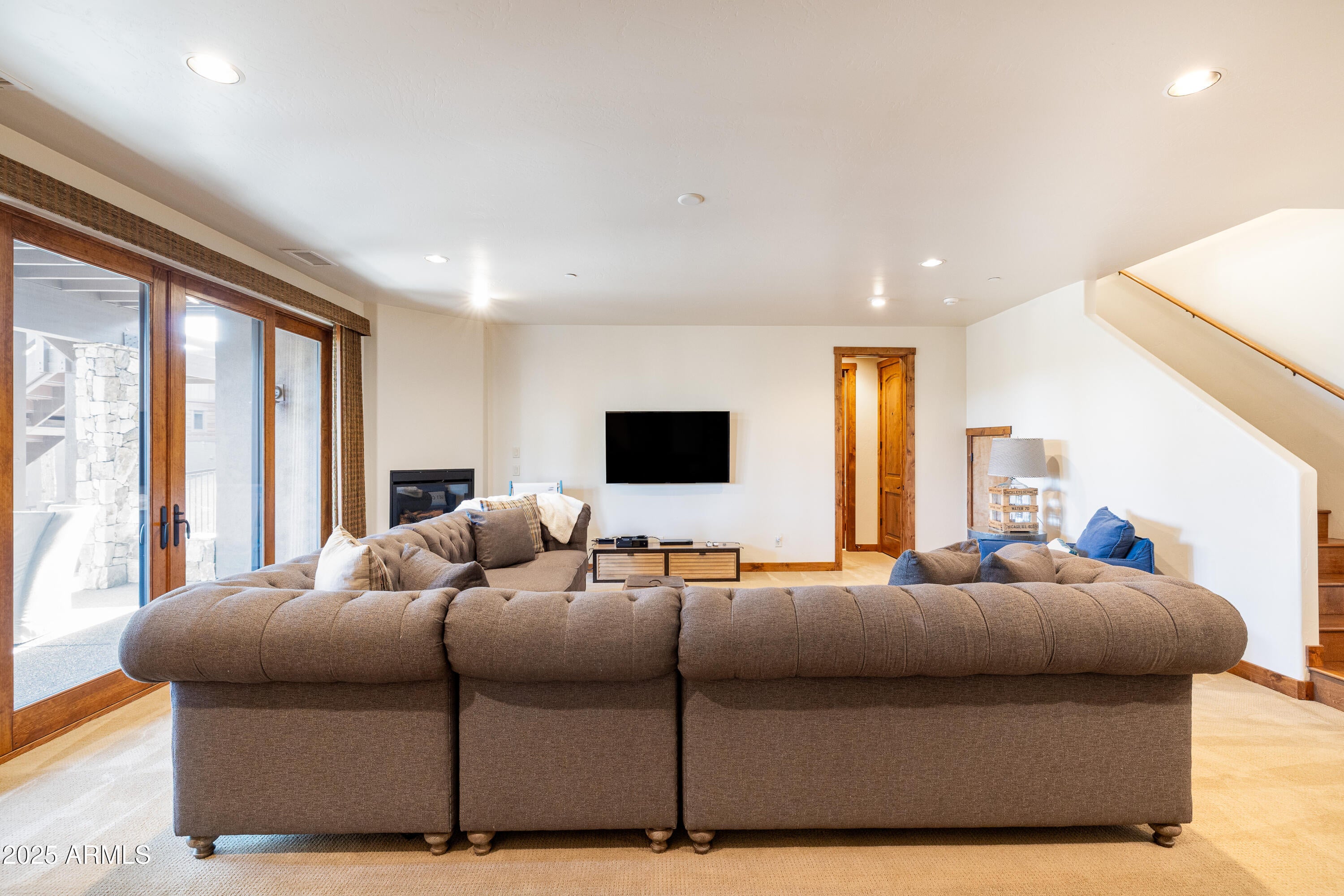 Flagstaff, Arizona, 86005, United States, 4 Bedrooms Bedrooms, ,5 BathroomsBathrooms,Residential,Active,1756450