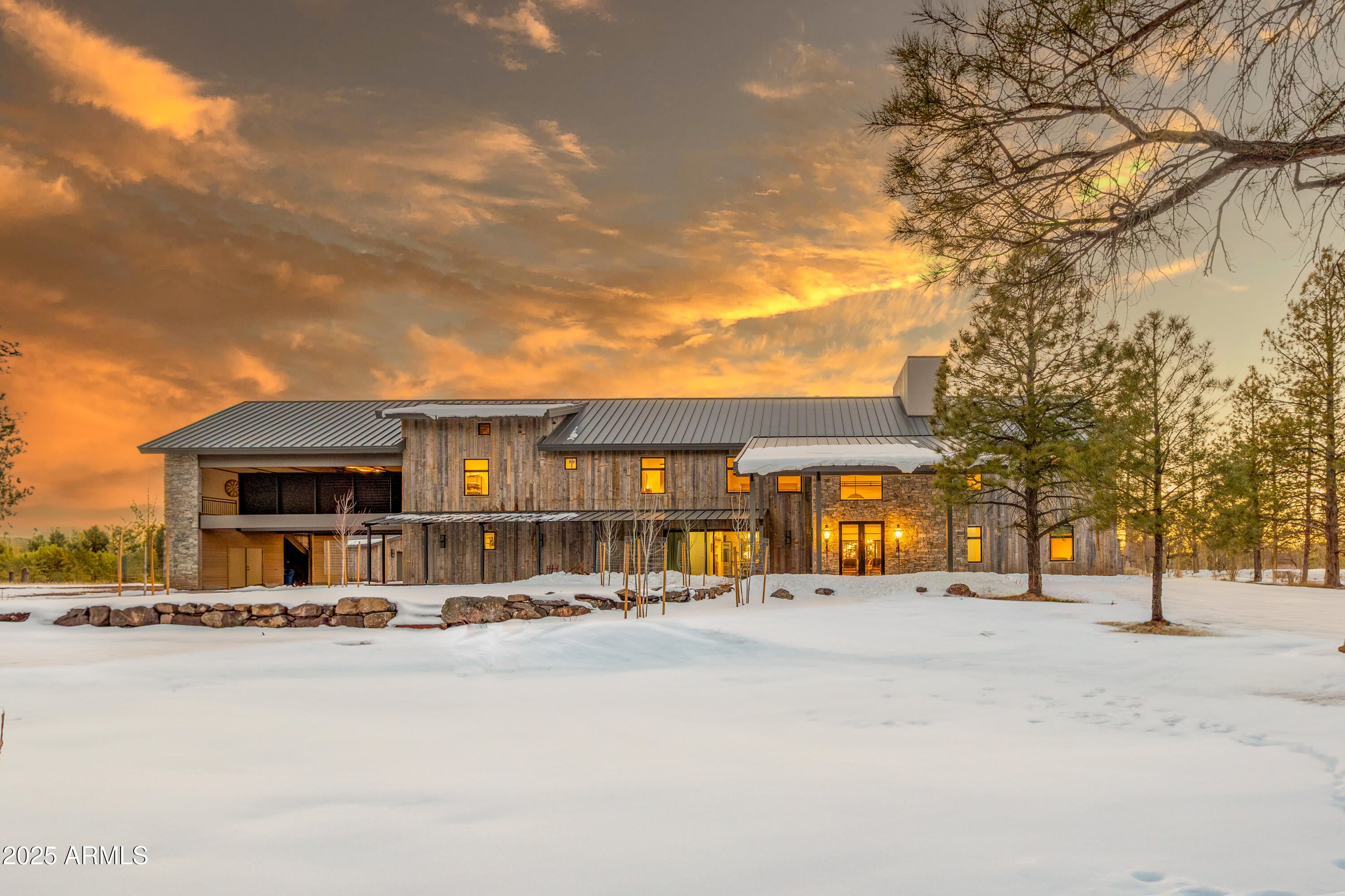 Flagstaff, Arizona, 86004, United States, 4 Bedrooms Bedrooms, ,6 BathroomsBathrooms,Residential,Active,1756417