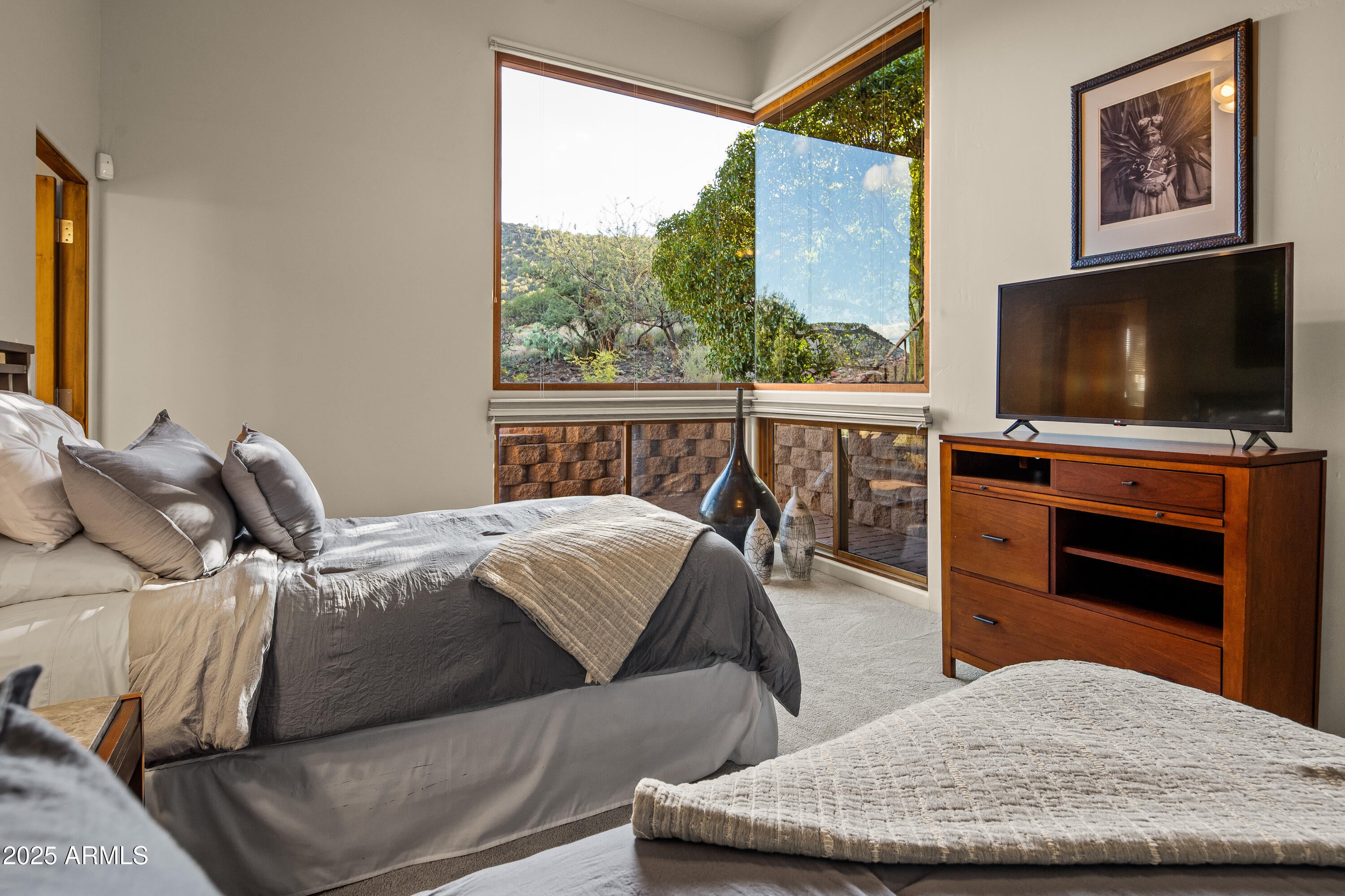 Sedona, Arizona, 86351, United States, 4 Bedrooms Bedrooms, ,5 BathroomsBathrooms,Residential,Active,1959519