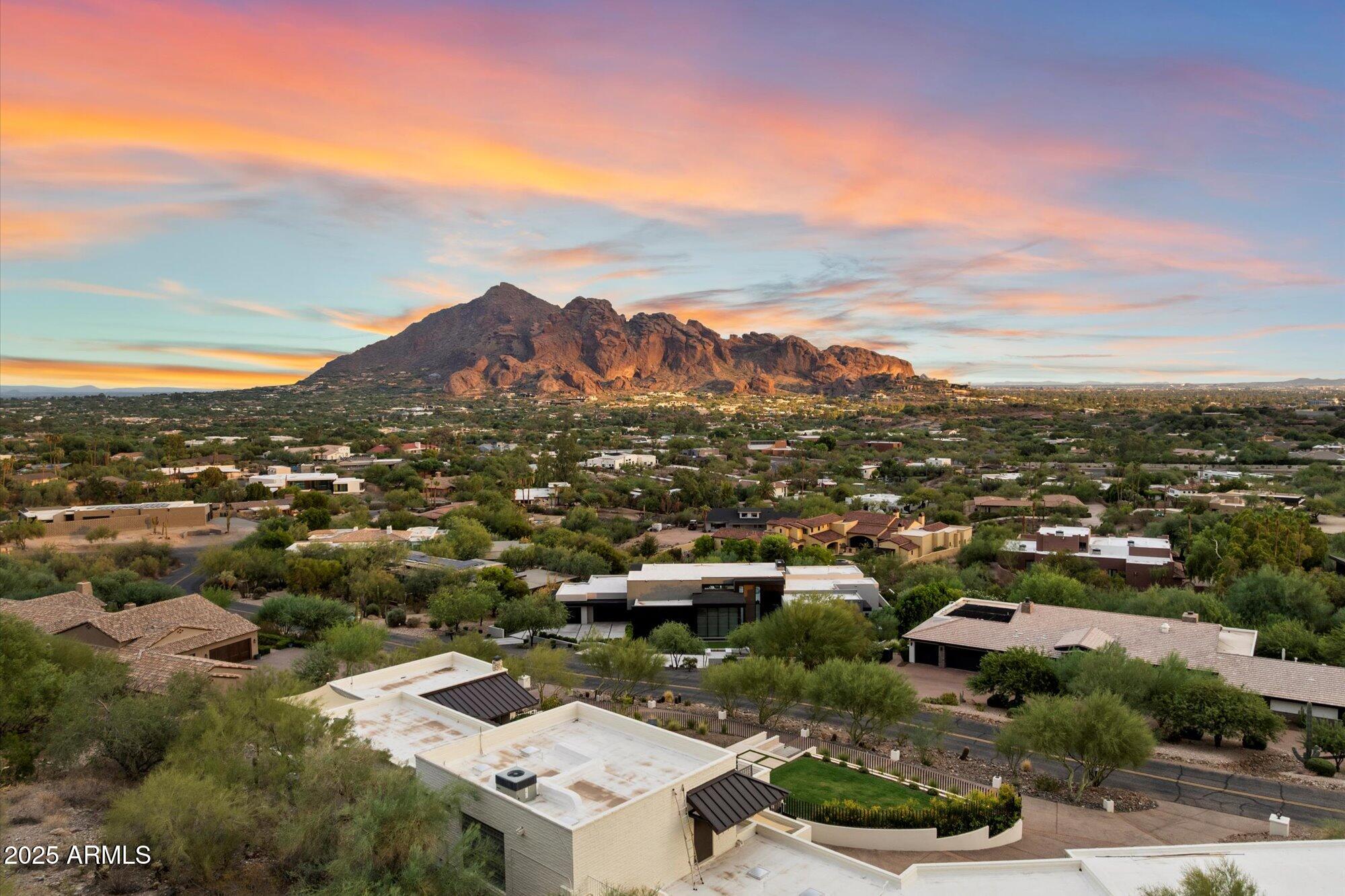 Paradise Valley, Arizona, 85253, United States, 6 Bedrooms Bedrooms, ,7 BathroomsBathrooms,Residential,Active,1946519