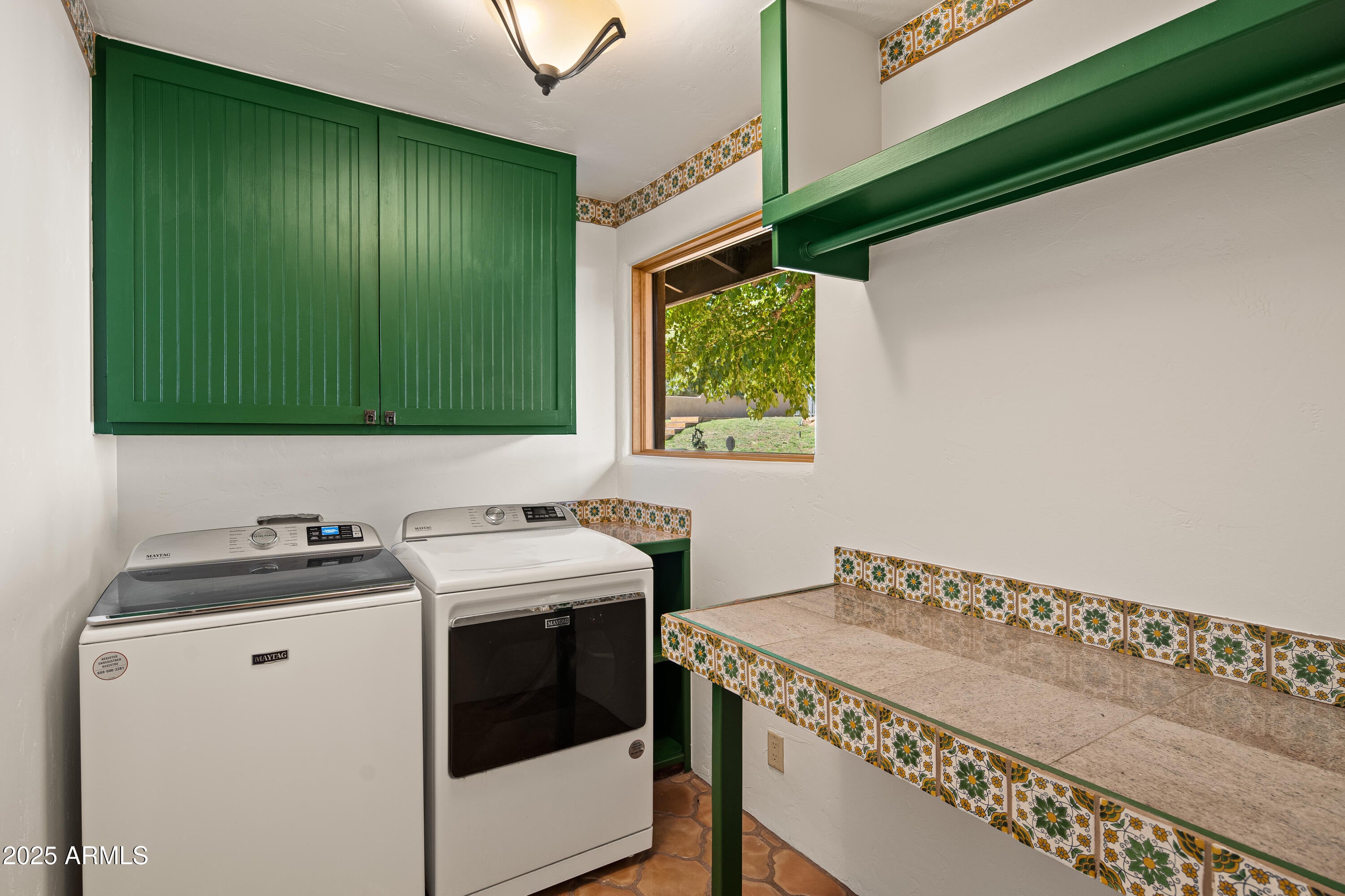 Sedona, Arizona, 86351, United States, 4 Bedrooms Bedrooms, ,4 BathroomsBathrooms,Residential,Active,1959511