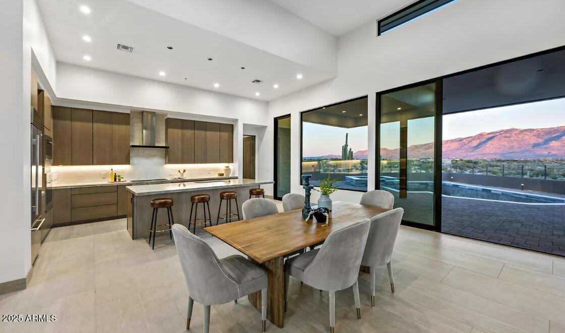 Carefree, Arizona, 85377, United States, 4 Bedrooms Bedrooms, ,5 BathroomsBathrooms,Residential,Active,1944110