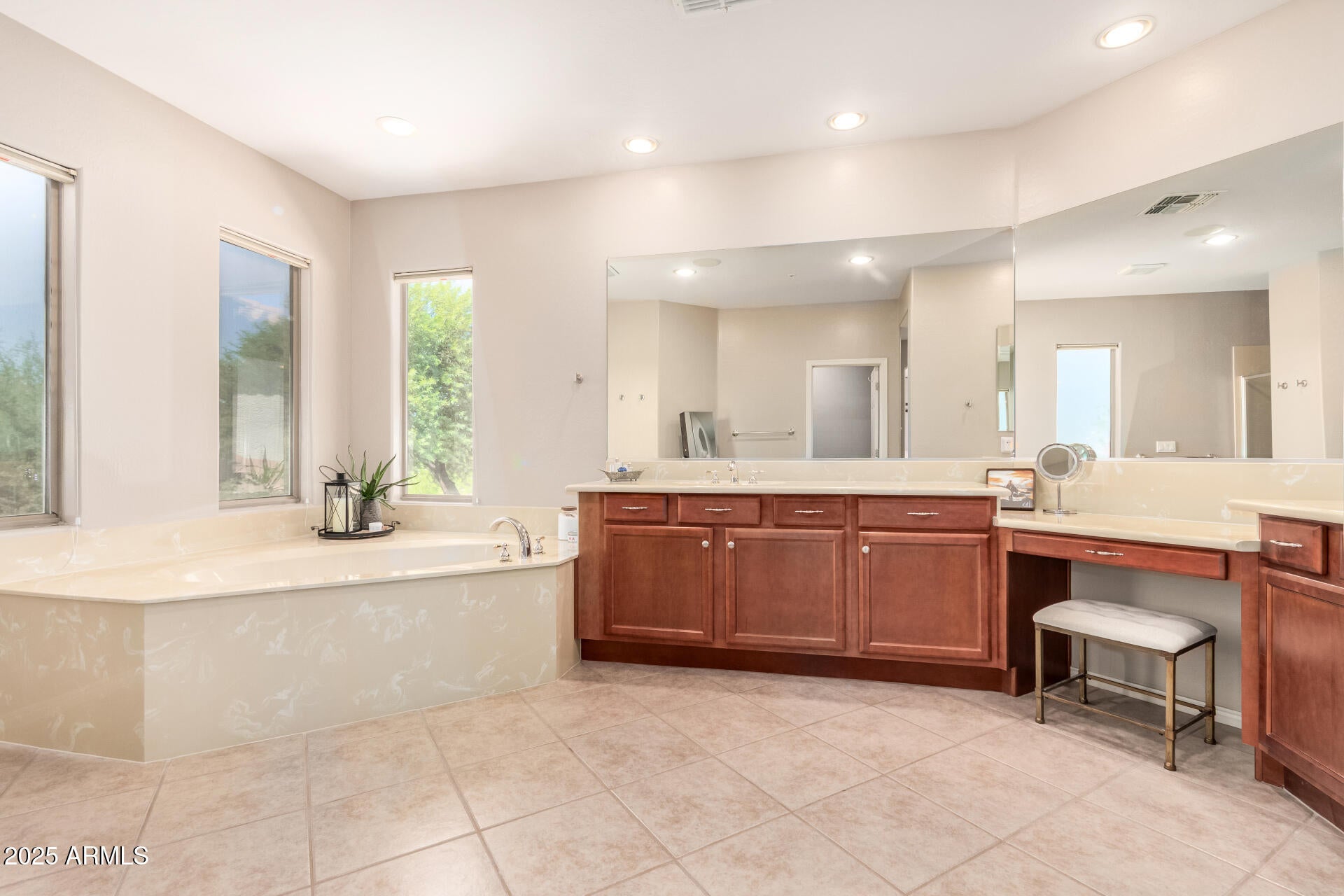 Phoenix, Arizona, 85085, United States, 5 Bedrooms Bedrooms, ,4 BathroomsBathrooms,Residential,Active,1959961