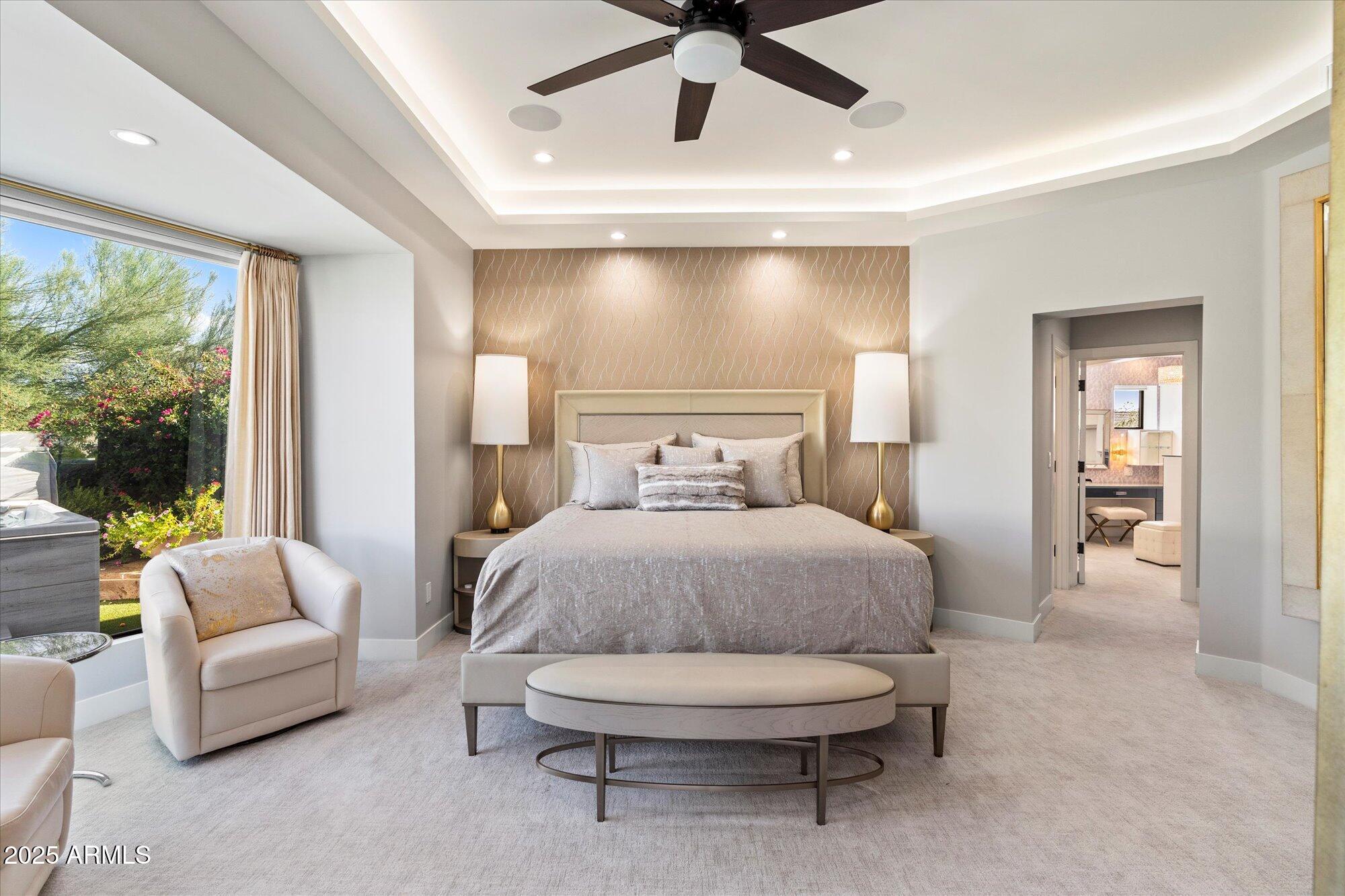 Phoenix, Arizona, 85018, United States, 4 Bedrooms Bedrooms, ,5 BathroomsBathrooms,Residential,Active,1968090