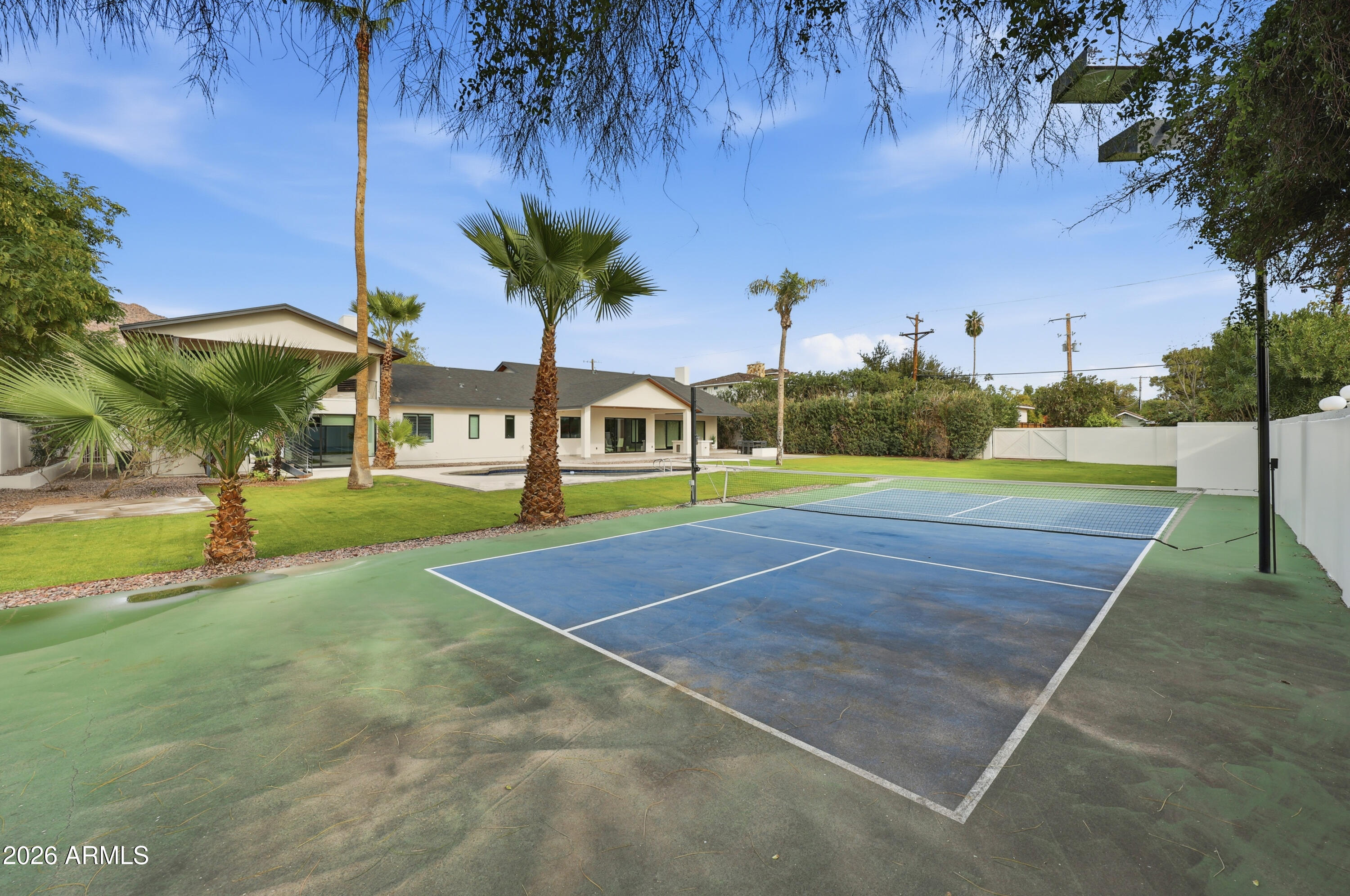Phoenix, Arizona, 85018, United States, 6 Bedrooms Bedrooms, ,6 BathroomsBathrooms,Residential,Active,2012488