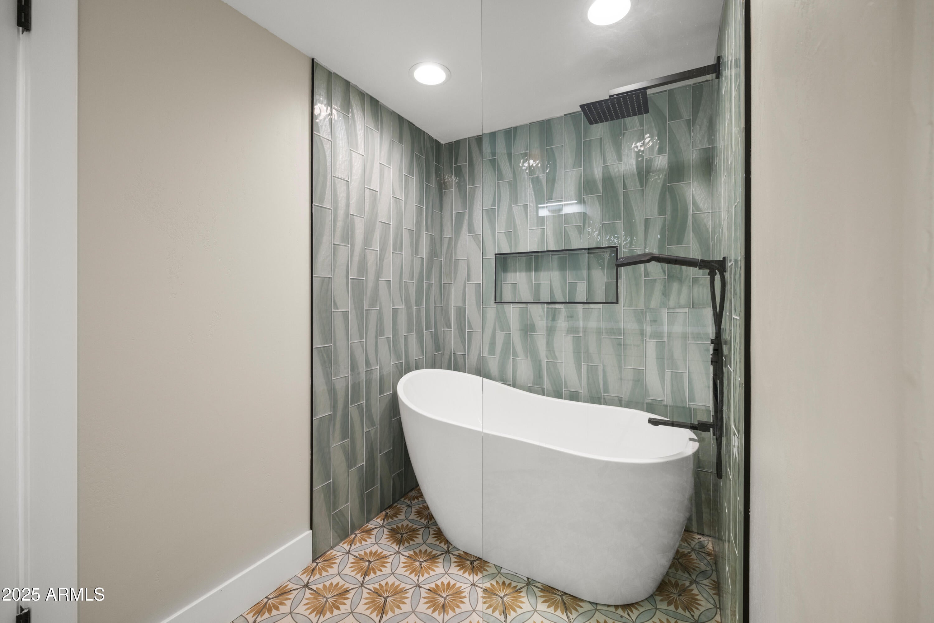 Sedona, Arizona, 86336, United States, 5 Bedrooms Bedrooms, ,5 BathroomsBathrooms,Residential,Active,1995283