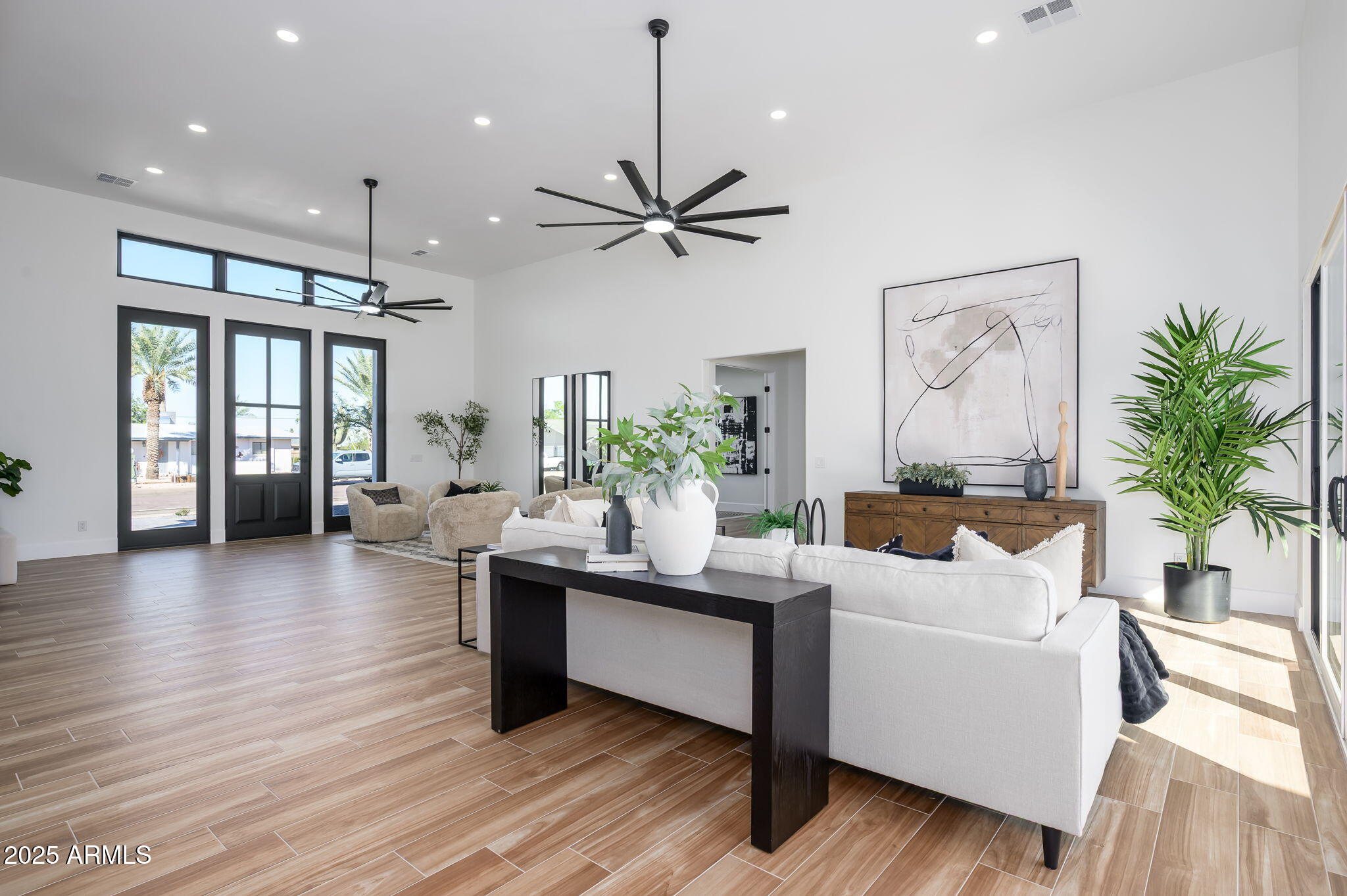 Mesa, Arizona, 85215, United States, 5 Bedrooms Bedrooms, ,6 BathroomsBathrooms,Residential,Active,2007302