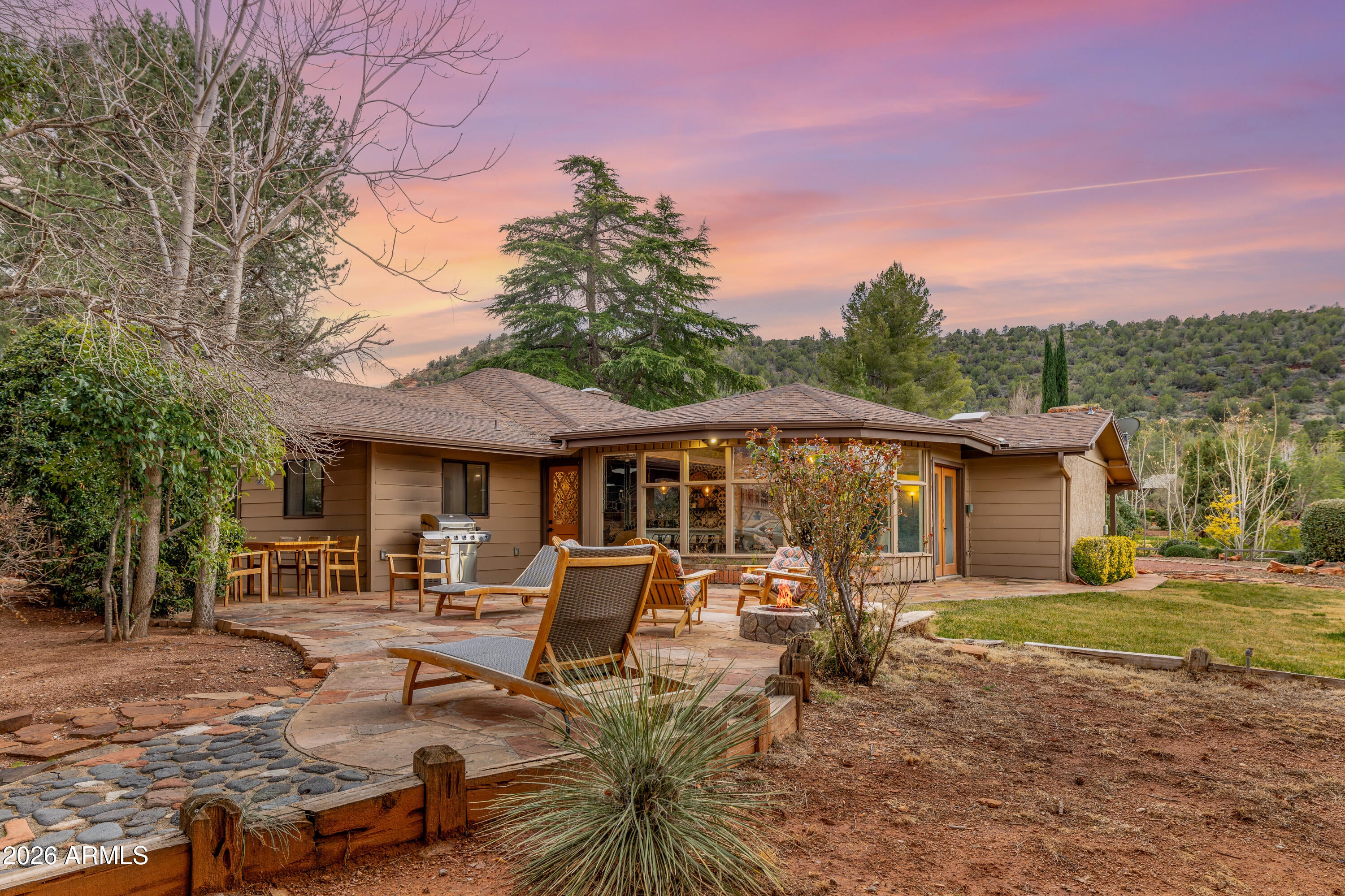 Sedona, Arizona, 86336, United States, 4 Bedrooms Bedrooms, ,5 BathroomsBathrooms,Residential,Active,2030993