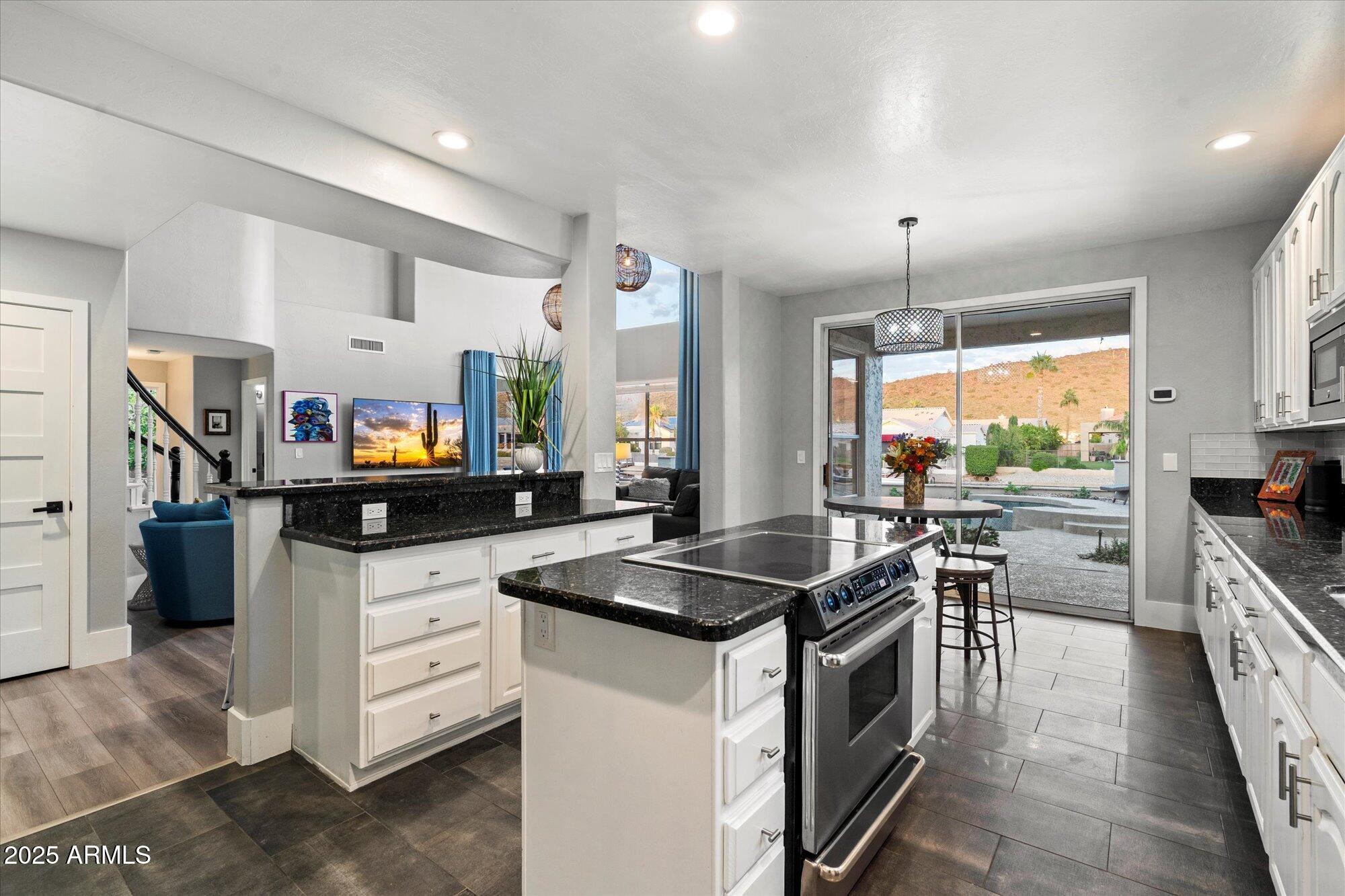 Glendale, Arizona, 85308, United States, 5 Bedrooms Bedrooms, ,4 BathroomsBathrooms,Residential,Active,1969681