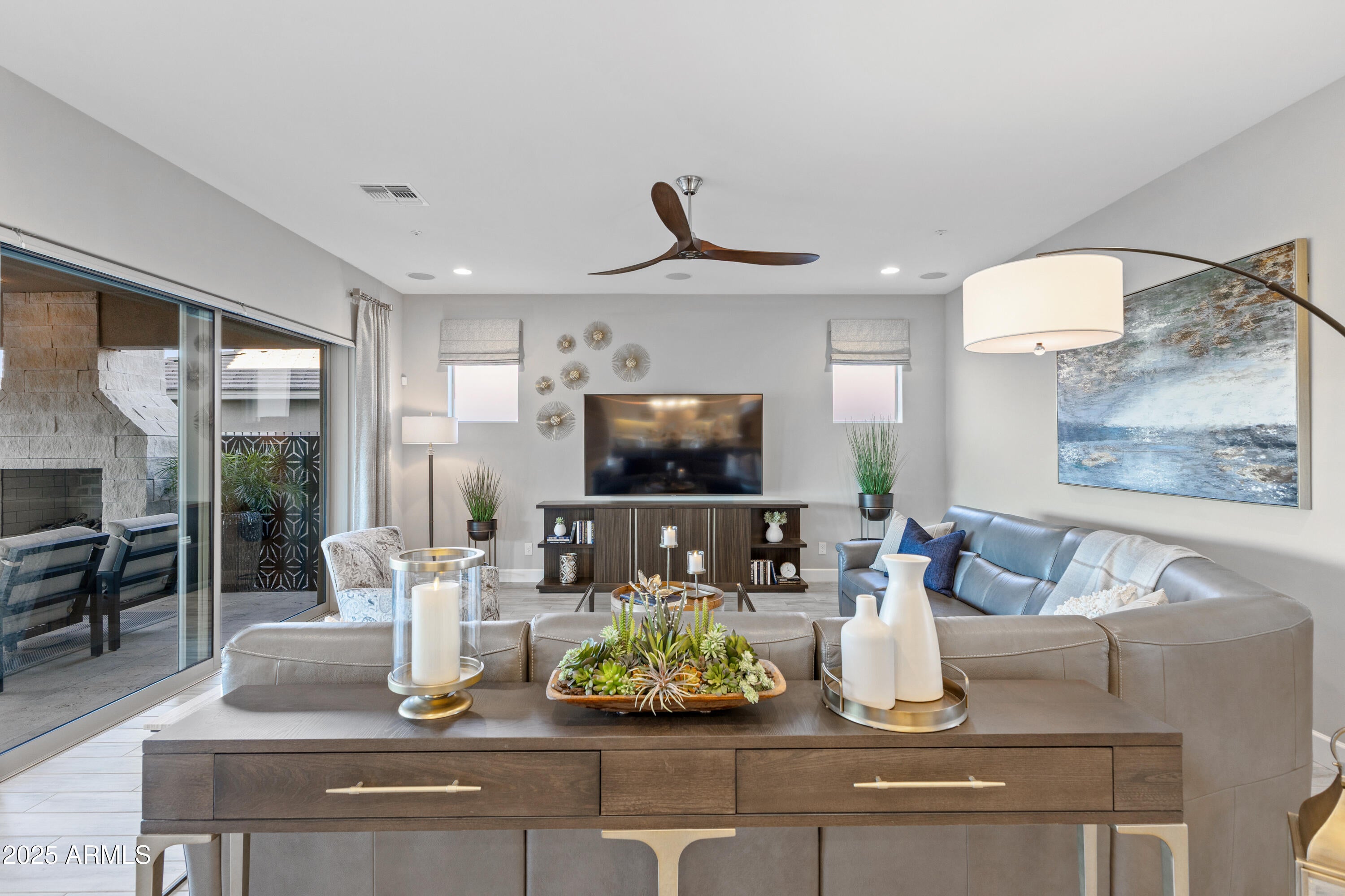 Rio Verde, Arizona, 85263, United States, 3 Bedrooms Bedrooms, ,4 BathroomsBathrooms,Residential,Contingent,2008339