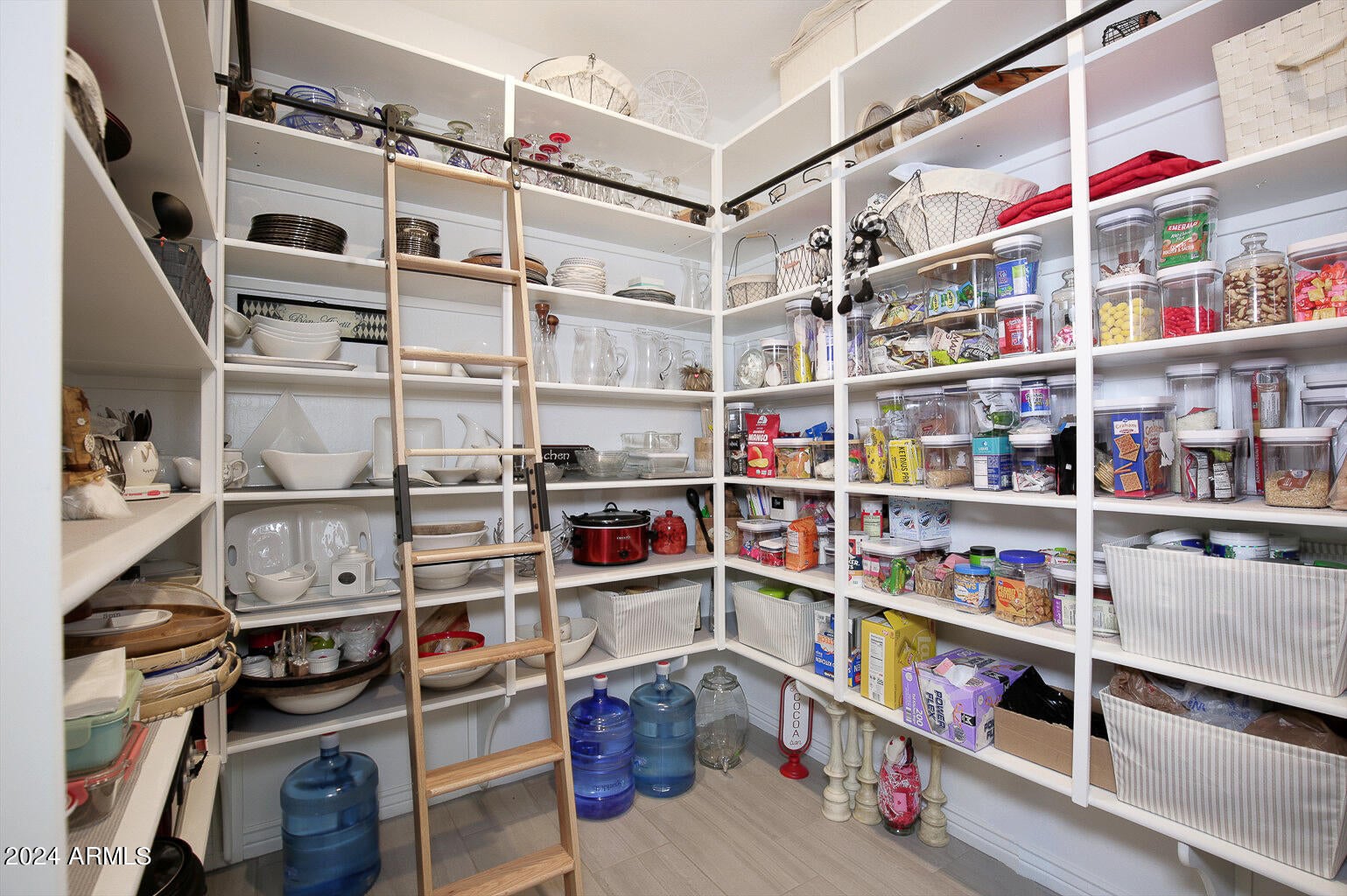 Mesa, Arizona, 85212, United States, 5 Bedrooms Bedrooms, ,5 BathroomsBathrooms,Residential,Active,1769398