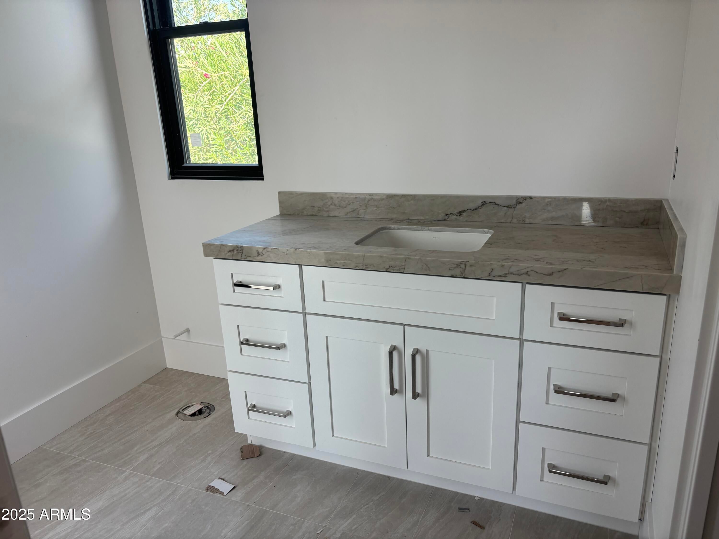 Paradise Valley, Arizona, 85253, United States, 6 Bedrooms Bedrooms, ,7 BathroomsBathrooms,Residential,Active,1863538