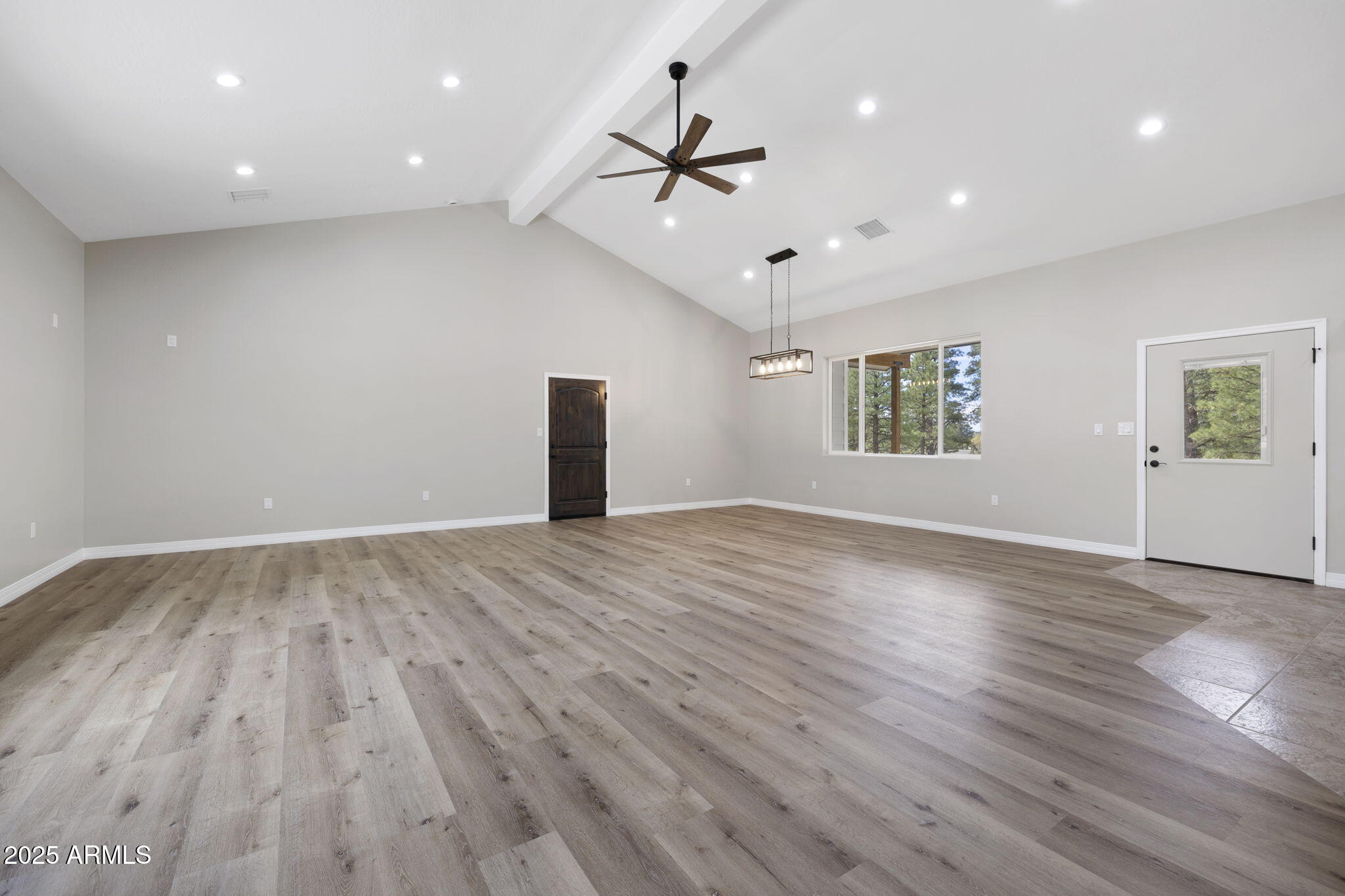 Flagstaff, Arizona, 86004, United States, 4 Bedrooms Bedrooms, ,2 BathroomsBathrooms,Residential,Active,1914817