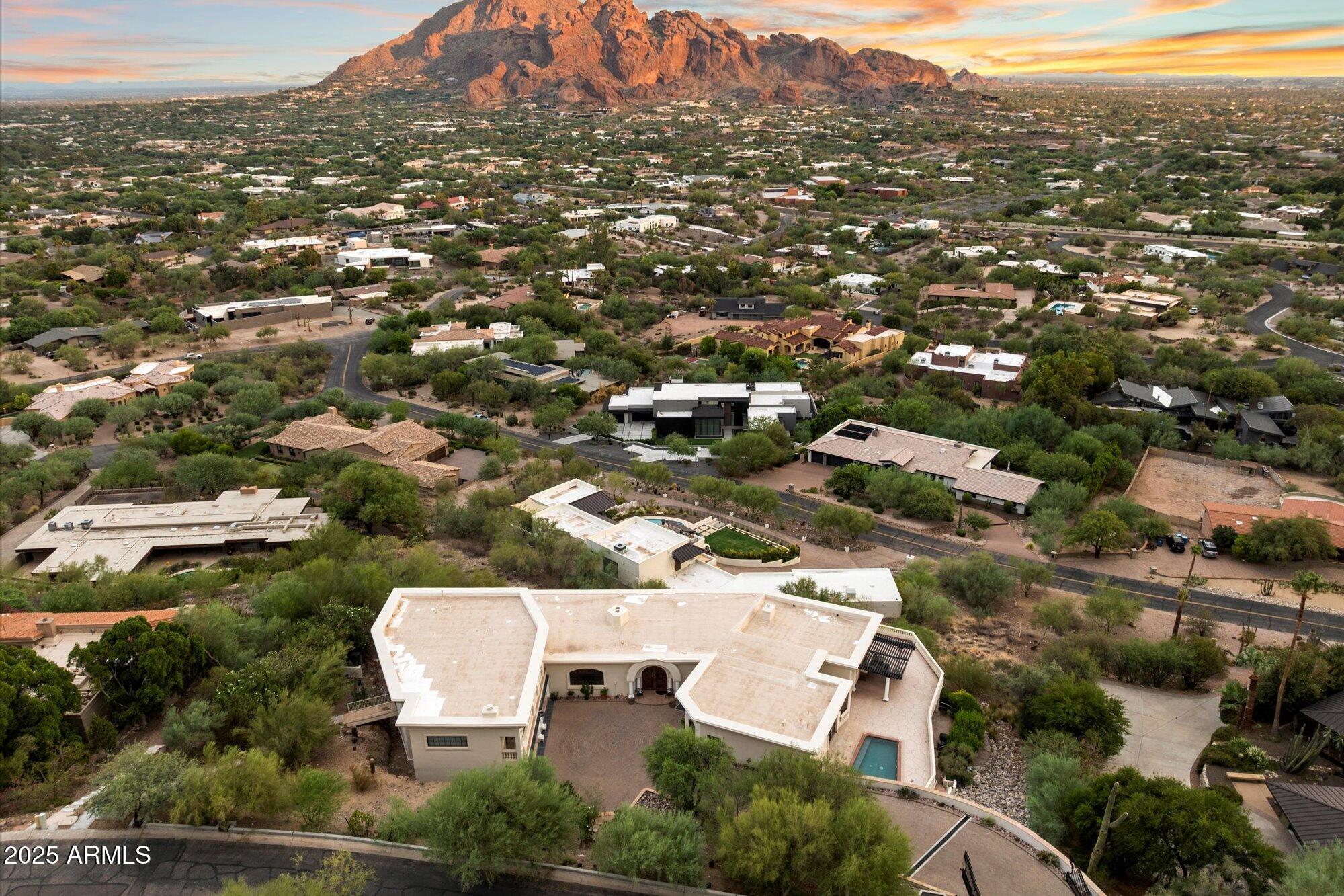Paradise Valley, Arizona, 85253, United States, 6 Bedrooms Bedrooms, ,7 BathroomsBathrooms,Residential,Active,1946519