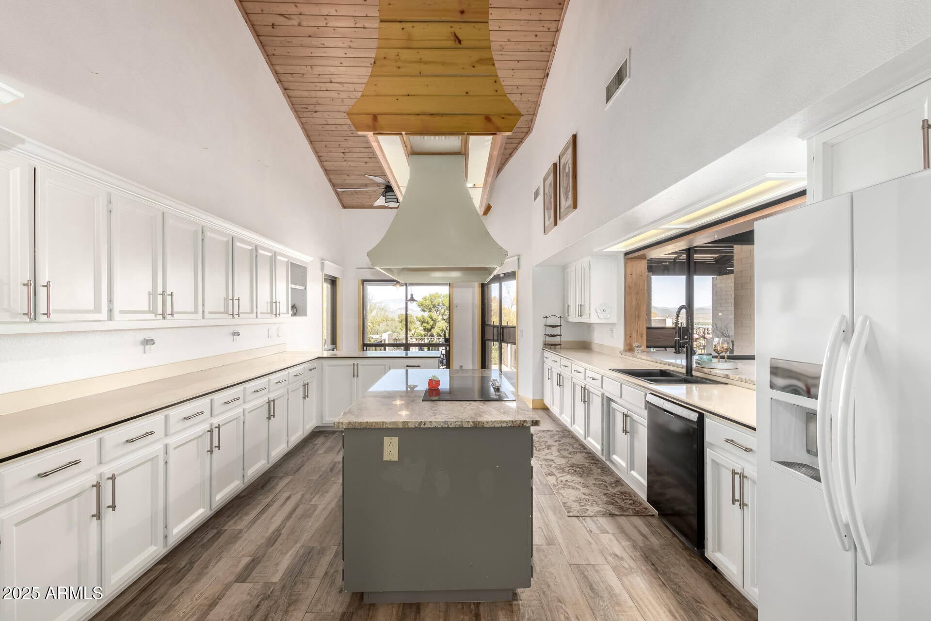Fountain Hills, Arizona, 85268, United States, 3 Bedrooms Bedrooms, ,3 BathroomsBathrooms,Residential,Active,1933727