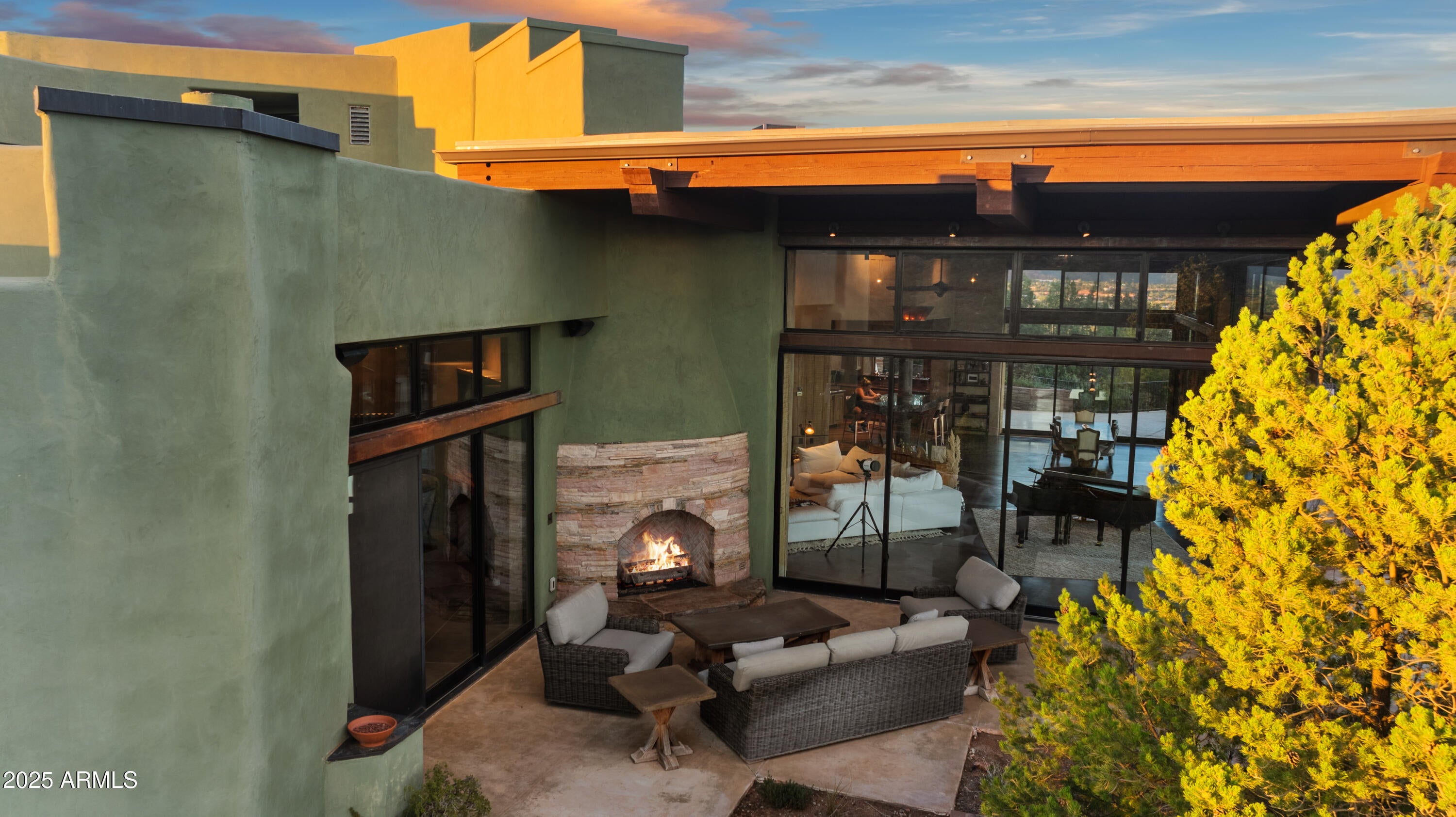 Sedona, Arizona, 86336, United States, 3 Bedrooms Bedrooms, ,6 BathroomsBathrooms,Residential,Active,1944279