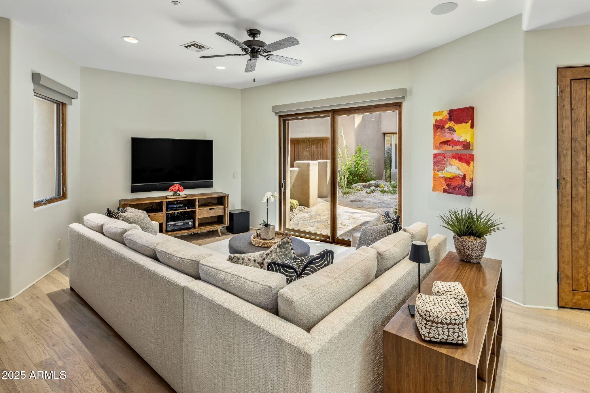 Scottsdale, Arizona, 85255, United States, 5 Bedrooms Bedrooms, ,6 BathroomsBathrooms,Residential,Active,1929782