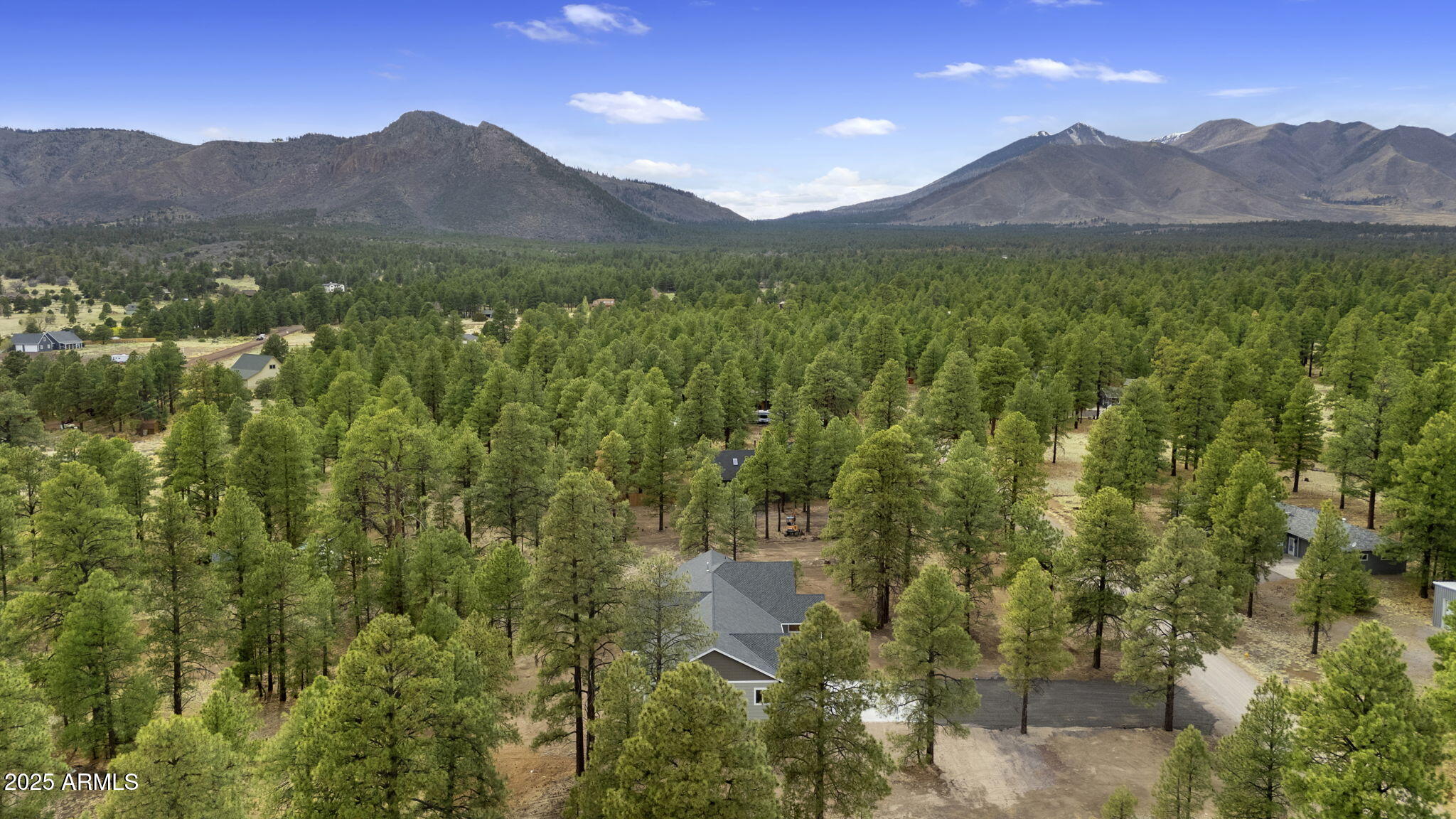 Flagstaff, Arizona, 86004, United States, 4 Bedrooms Bedrooms, ,2 BathroomsBathrooms,Residential,Active,1914817