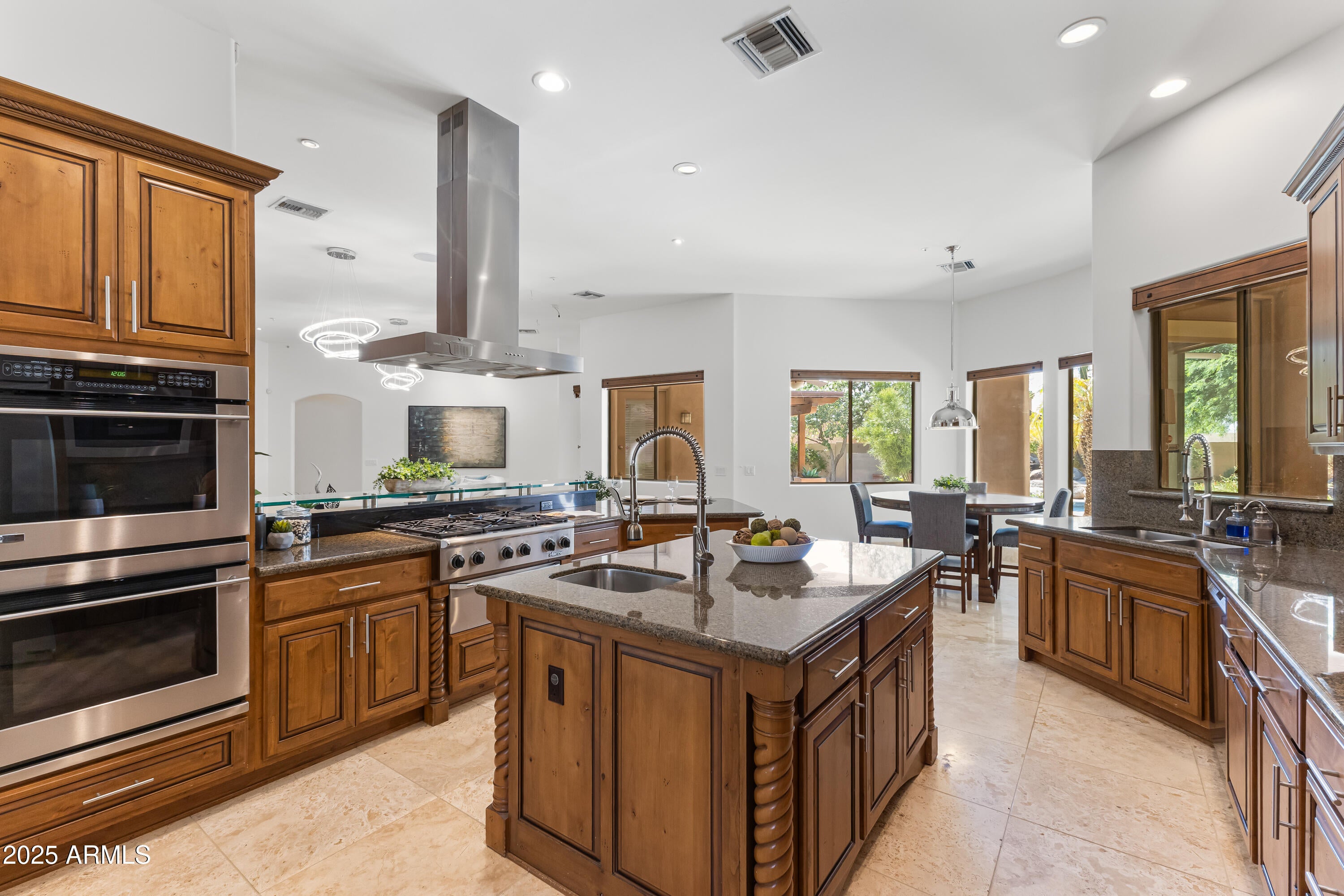 Scottsdale, Arizona, 85260, United States, 5 Bedrooms Bedrooms, ,5 BathroomsBathrooms,Residential,Active,1941373