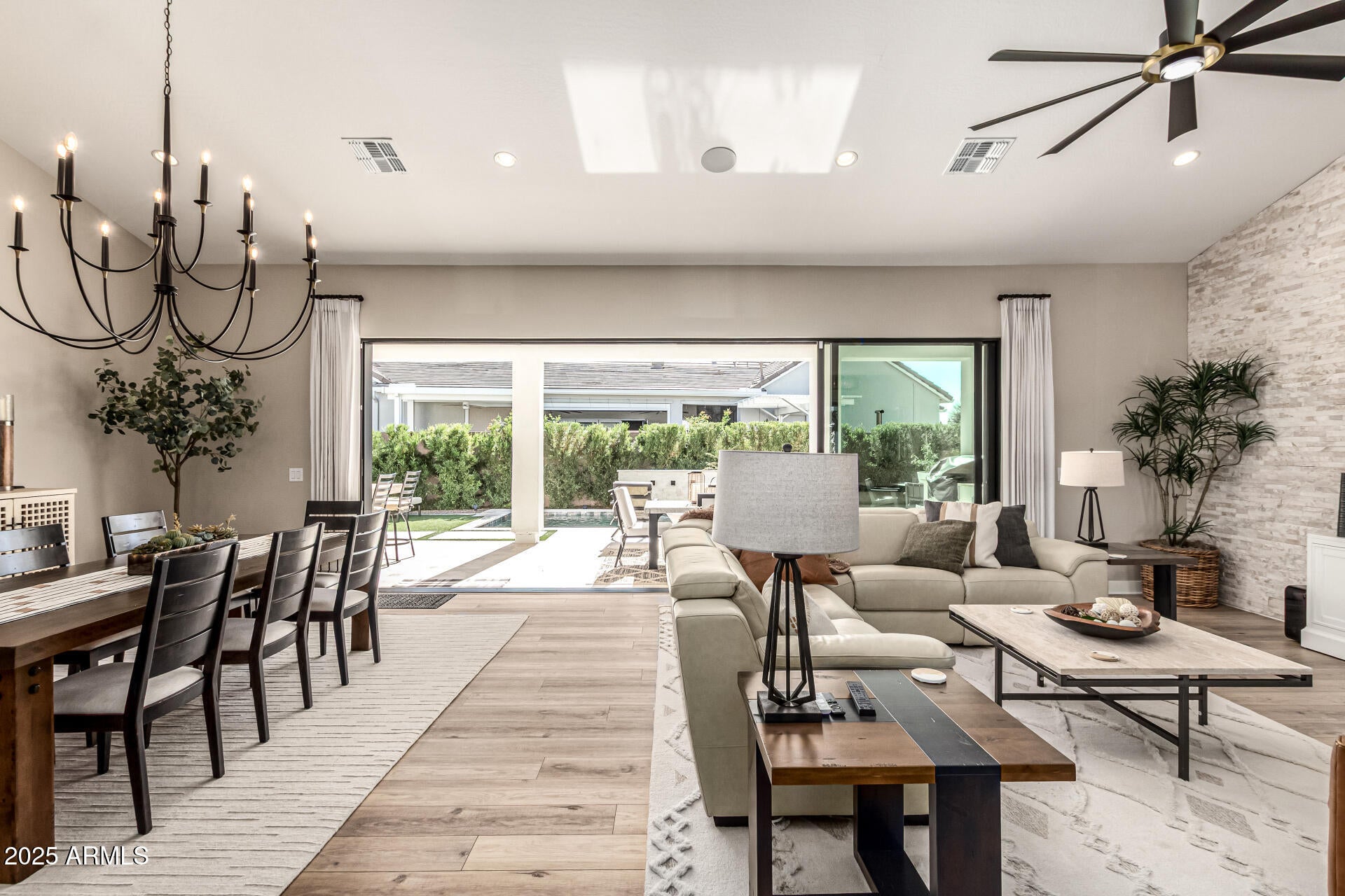 Surprise, Arizona, 85388, United States, 3 Bedrooms Bedrooms, ,4 BathroomsBathrooms,Residential,Active,1987264