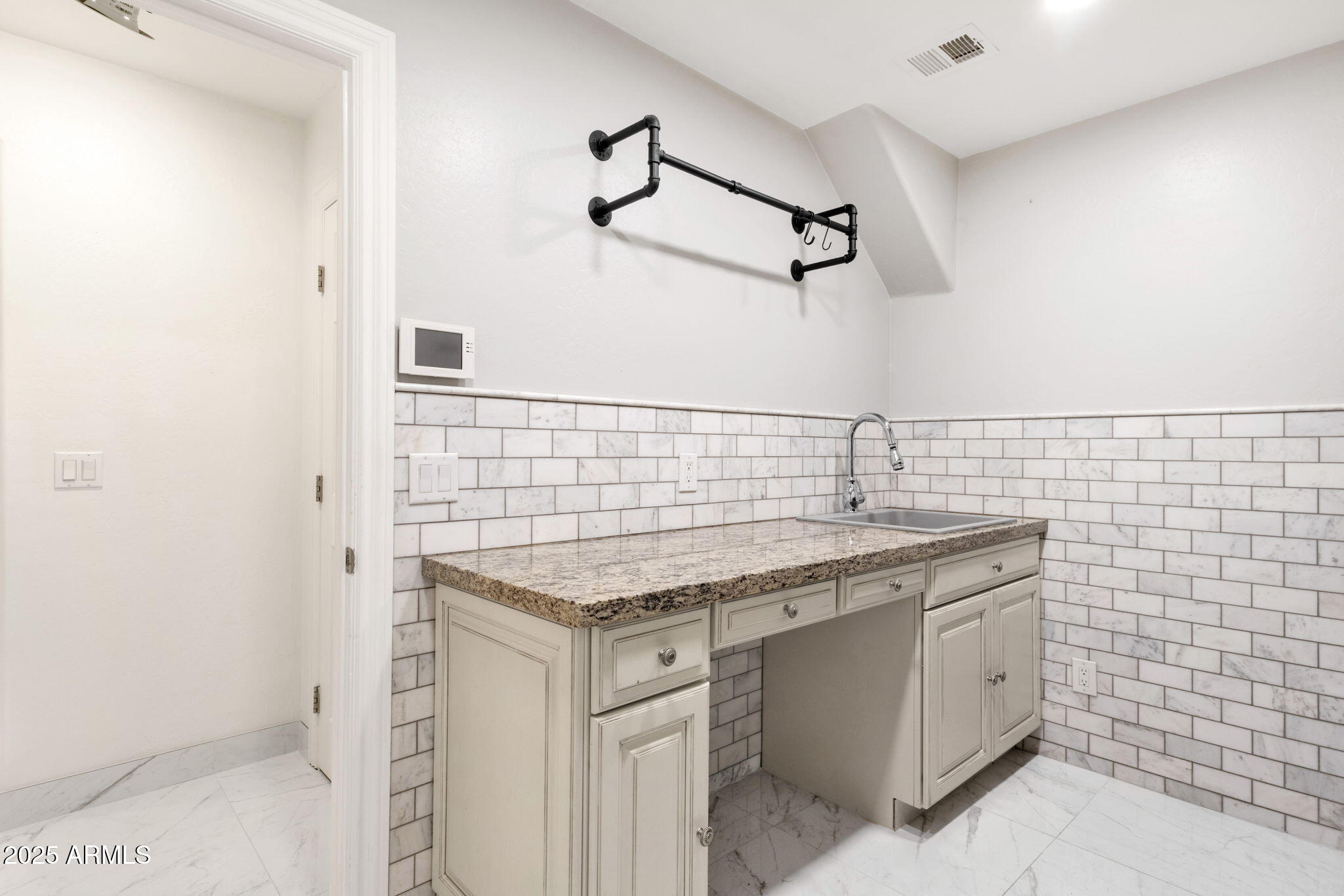 Cave Creek, Arizona, 85331, United States, 5 Bedrooms Bedrooms, ,4 BathroomsBathrooms,Residential,Active,1914836