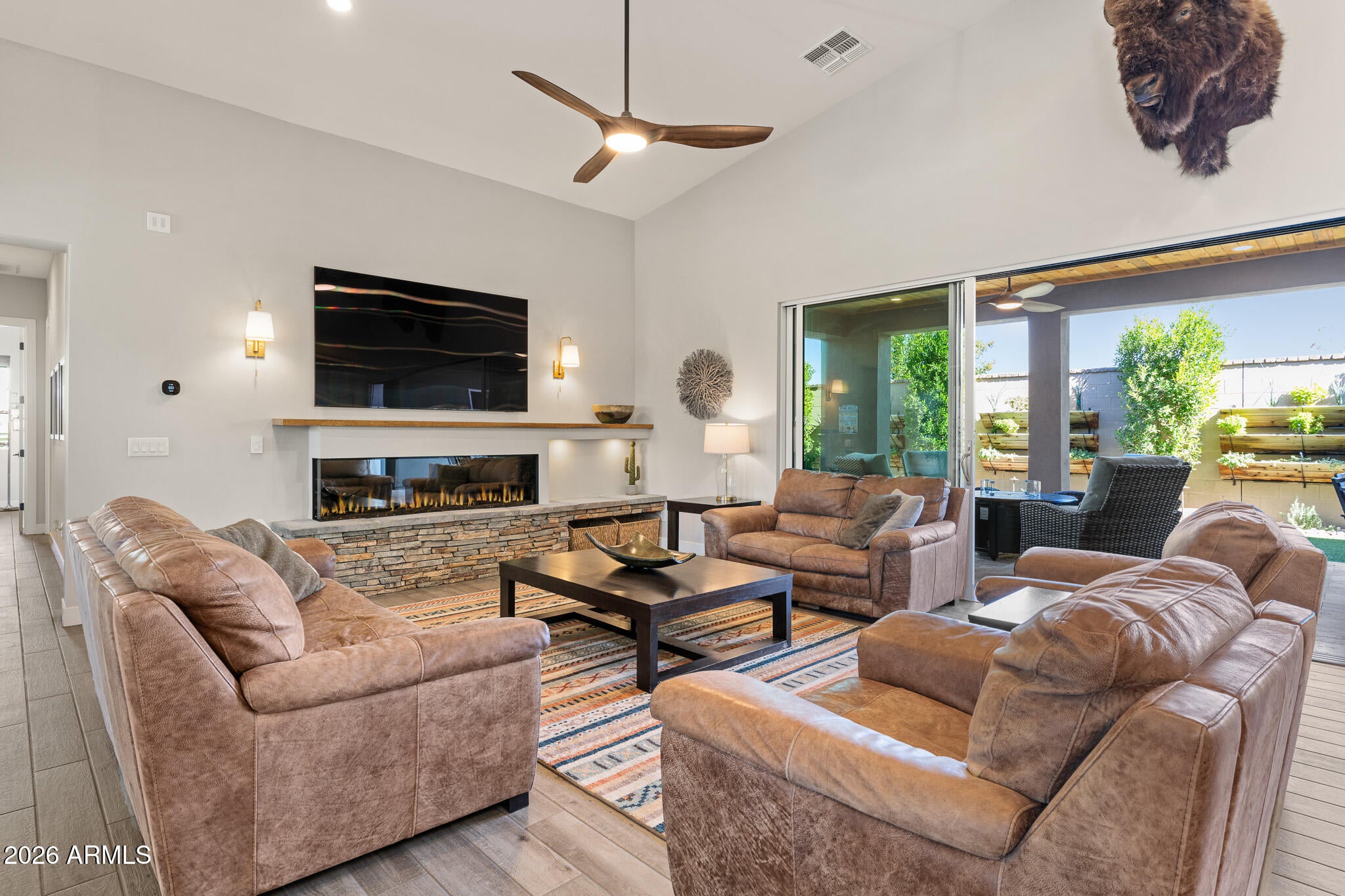 Surprise, Arizona, 85388, United States, 3 Bedrooms Bedrooms, ,4 BathroomsBathrooms,Residential,Active,2014268