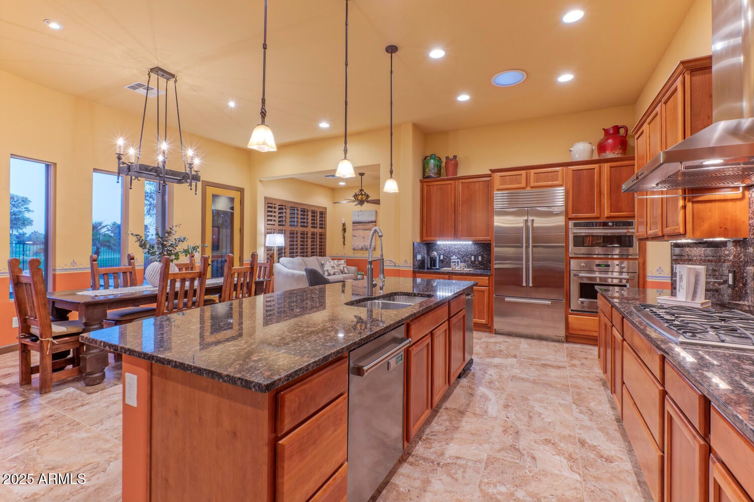 Goodyear, Arizona, 85395, United States, 4 Bedrooms Bedrooms, ,4 BathroomsBathrooms,Residential,Pending,1969760