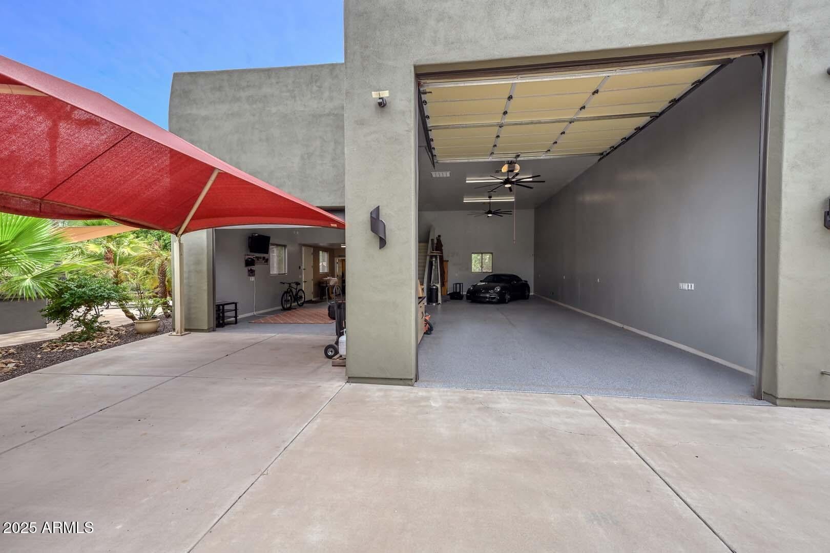 Peoria, Arizona, 85383, United States, 3 Bedrooms Bedrooms, ,4 BathroomsBathrooms,Residential,Active,1943830