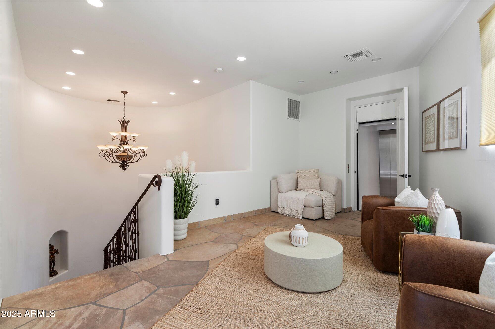 Paradise Valley, Arizona, 85253, United States, 6 Bedrooms Bedrooms, ,7 BathroomsBathrooms,Residential,Active,1946519